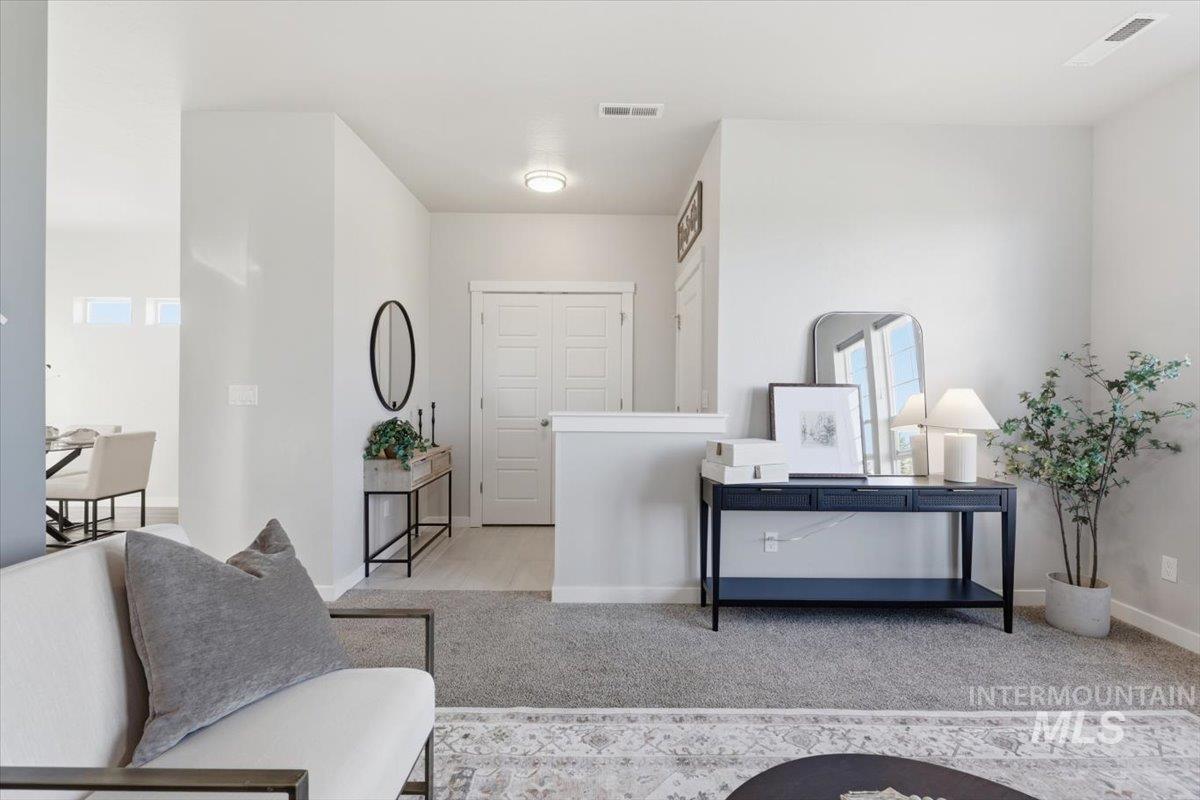 5764 W Stadium Ln, Eagle, Idaho 83616, 3 Bedrooms, 2.5 Bathrooms, Residential For Sale, Price $427,900, 98979521