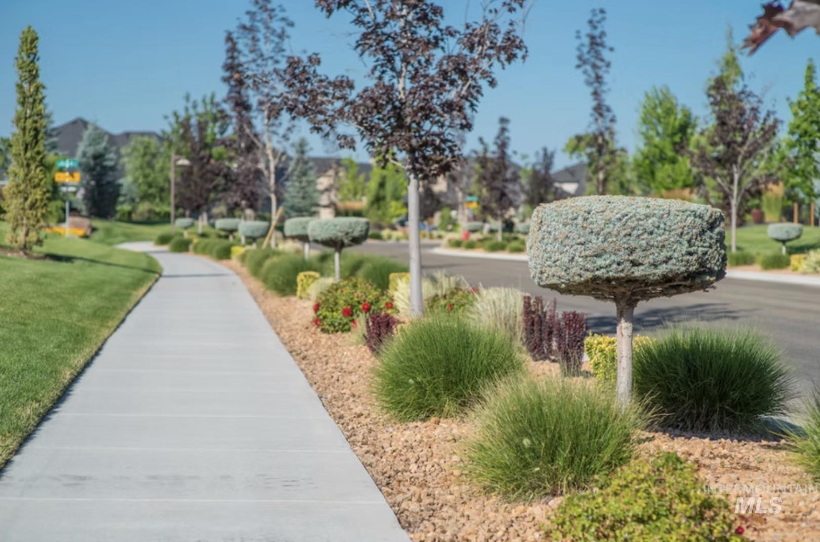 5764 W Stadium Ln, Eagle, Idaho 83616, 3 Bedrooms, 2.5 Bathrooms, Residential For Sale, Price $427,900, 98979521