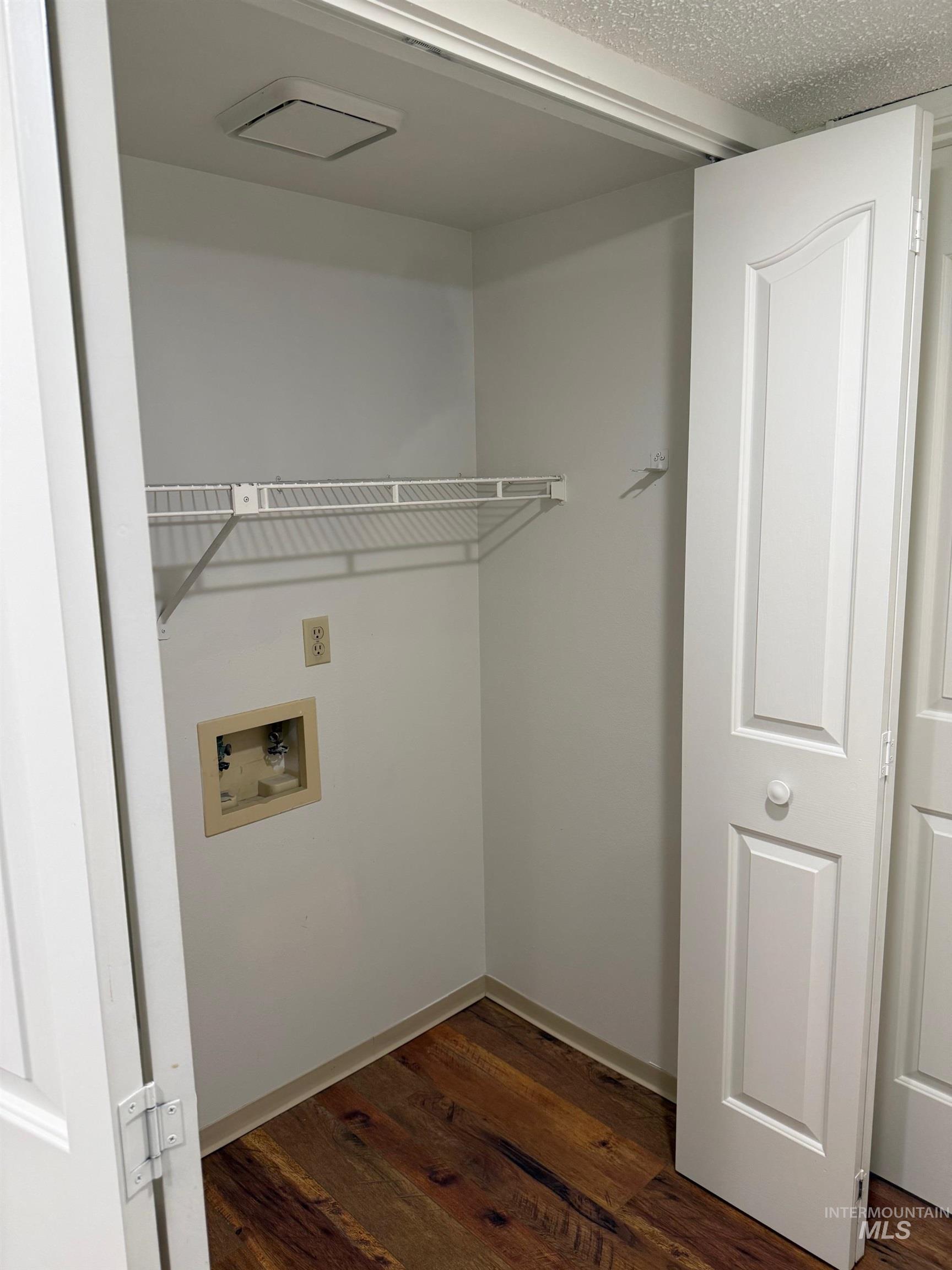 3695 S Gekeler Lane #17, Boise, Idaho 83706, 1 Bedroom, 1 Bathroom, Residential For Sale, Price $274,900,MLS 98979525