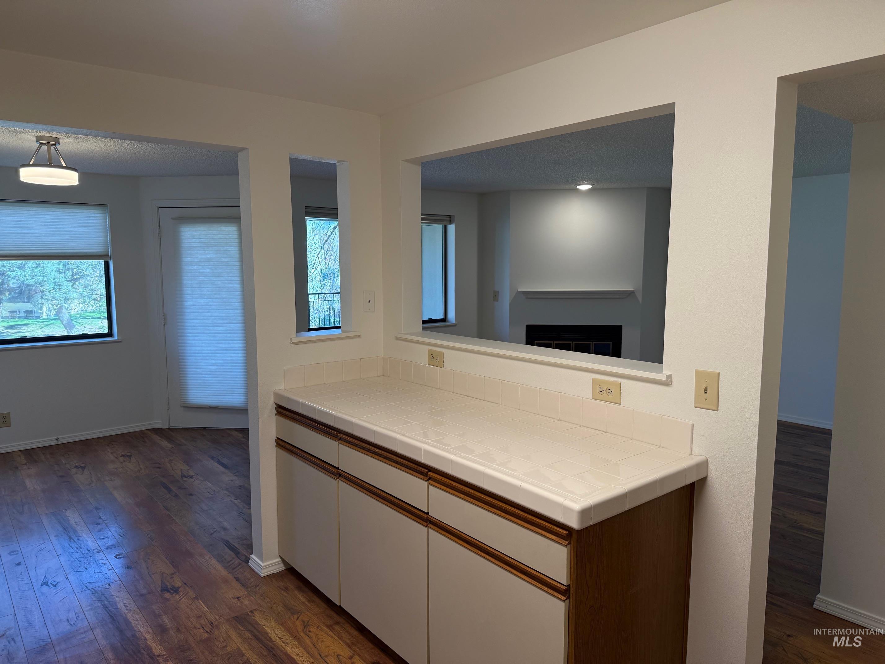 3695 S Gekeler Lane #17, Boise, Idaho 83706, 1 Bedroom, 1 Bathroom, Residential For Sale, Price $274,900,MLS 98979525