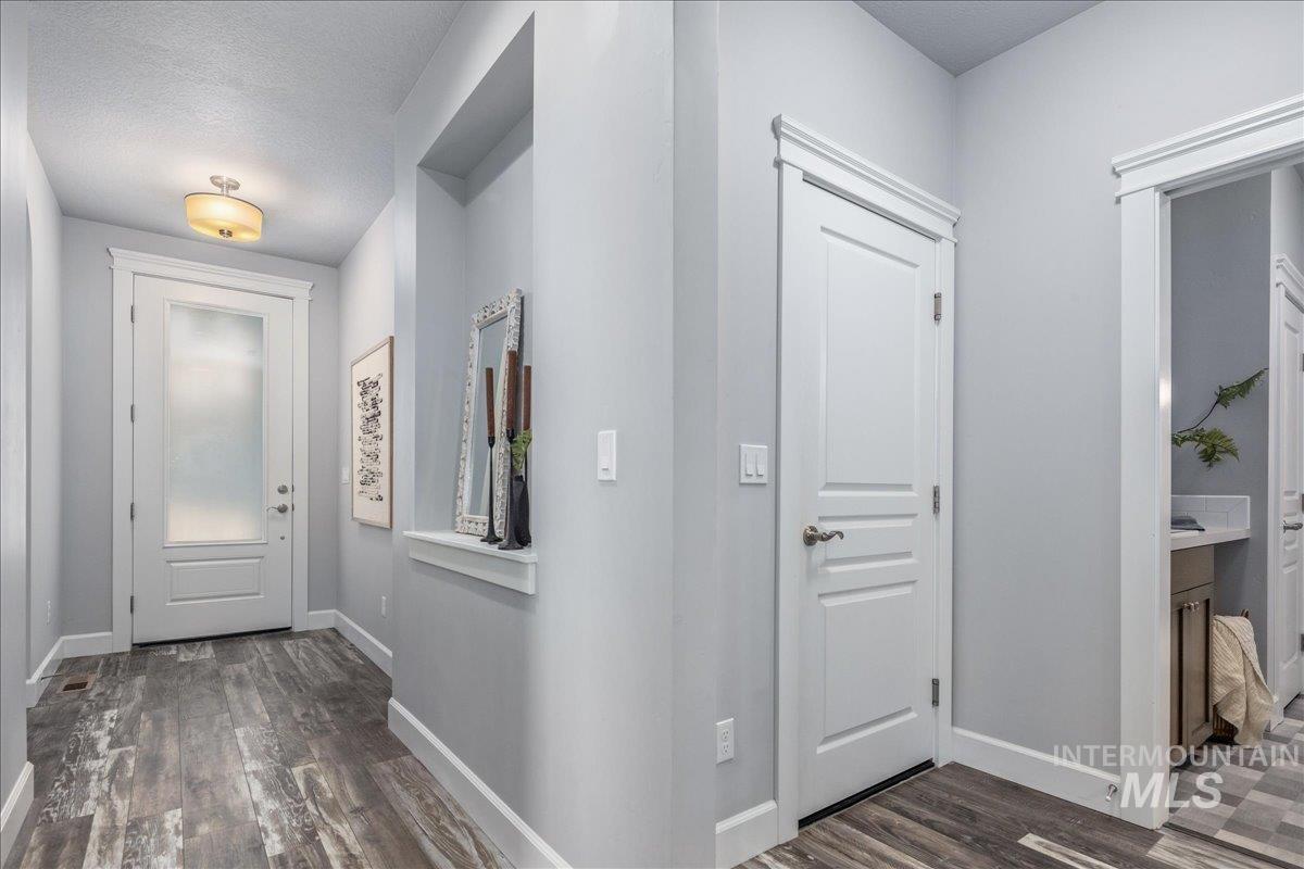 11324 W Trestlewood St, Boise, Idaho 83709, 3 Bedrooms, 2.5 Bathrooms, Residential For Sale, Price $549,900,MLS 98979528