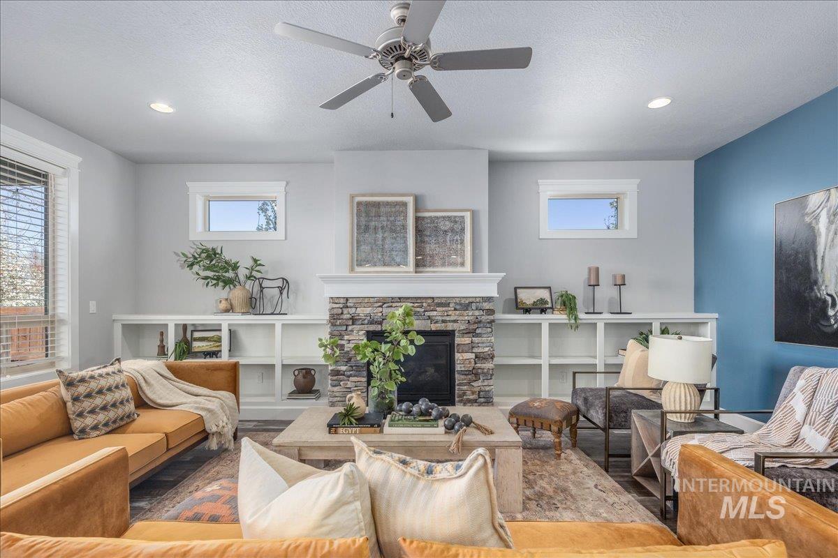 11324 W Trestlewood St, Boise, Idaho 83709, 3 Bedrooms, 2.5 Bathrooms, Residential For Sale, Price $549,900,MLS 98979528