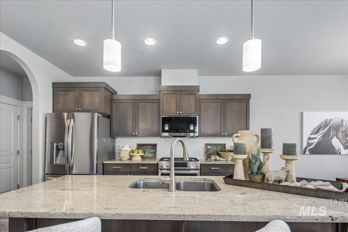 11324 W Trestlewood St, Boise, Idaho 83709, 3 Bedrooms, 2.5 Bathrooms, Residential For Sale, Price $549,900,MLS 98979528