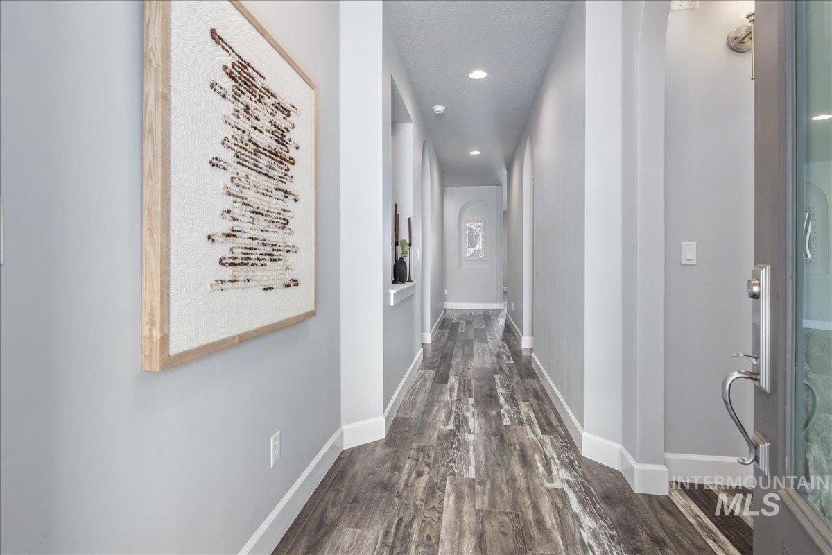 11324 W Trestlewood St, Boise, Idaho 83709, 3 Bedrooms, 2.5 Bathrooms, Residential For Sale, Price $549,900,MLS 98979528