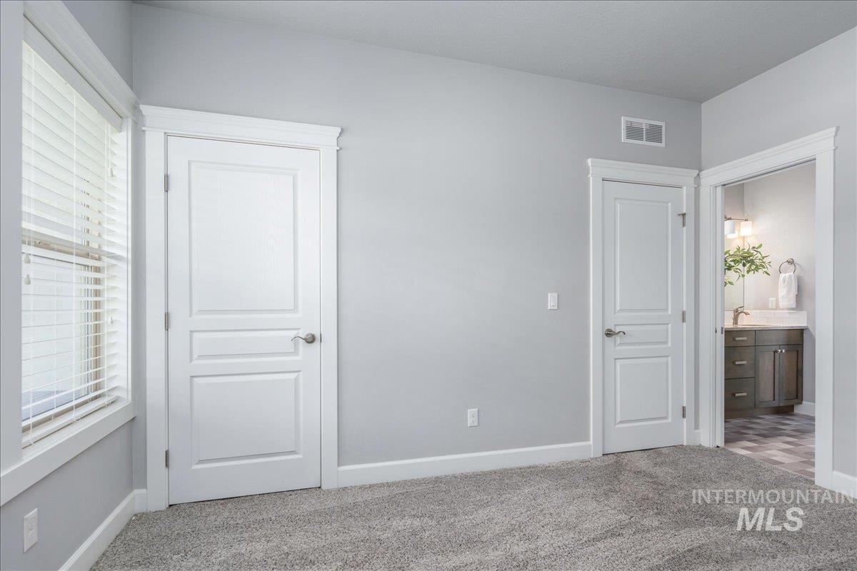 11324 W Trestlewood St, Boise, Idaho 83709, 3 Bedrooms, 2.5 Bathrooms, Residential For Sale, Price $549,900,MLS 98979528