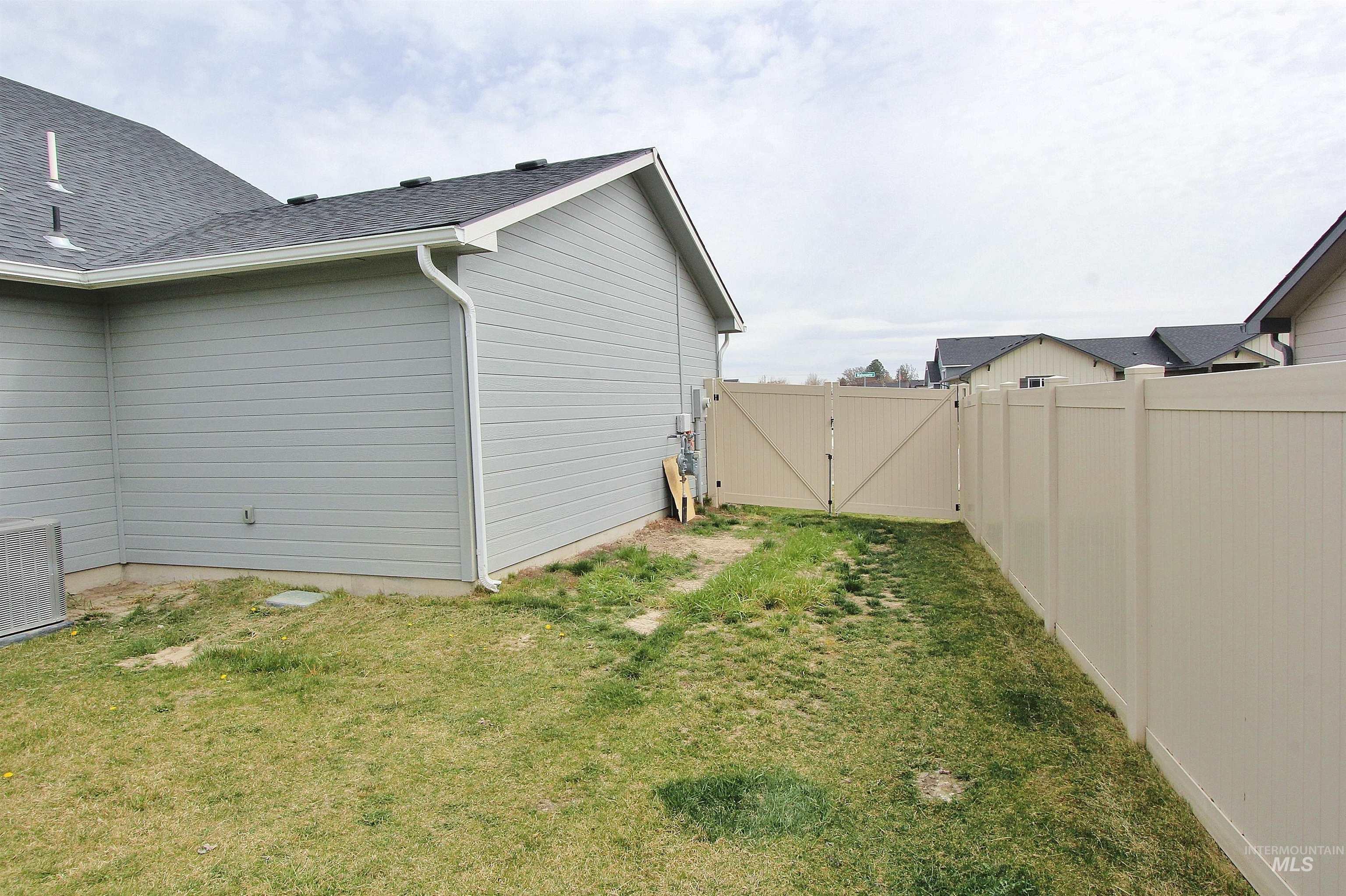 1211 Mahogany St, Parma, Idaho 83660, 4 Bedrooms, 3 Bathrooms, Residential For Sale, Price $549,000,MLS 98979530