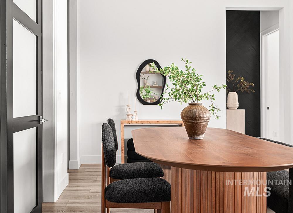 3479 W Barefoot St, Eagle, Idaho 83616, 4 Bedrooms, 3.5 Bathrooms, Residential For Sale, Price $1,149,000,MLS 98979536