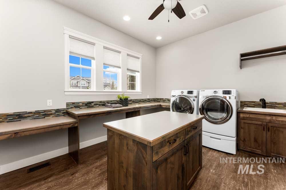 2515 W Cadbury Dr, Eagle, Idaho 83616, 4 Bedrooms, 2.5 Bathrooms, Residential For Sale, Price $1,400,000, 98979539