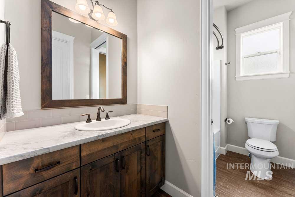 2515 W Cadbury Dr, Eagle, Idaho 83616, 4 Bedrooms, 2.5 Bathrooms, Residential For Sale, Price $1,400,000, 98979539