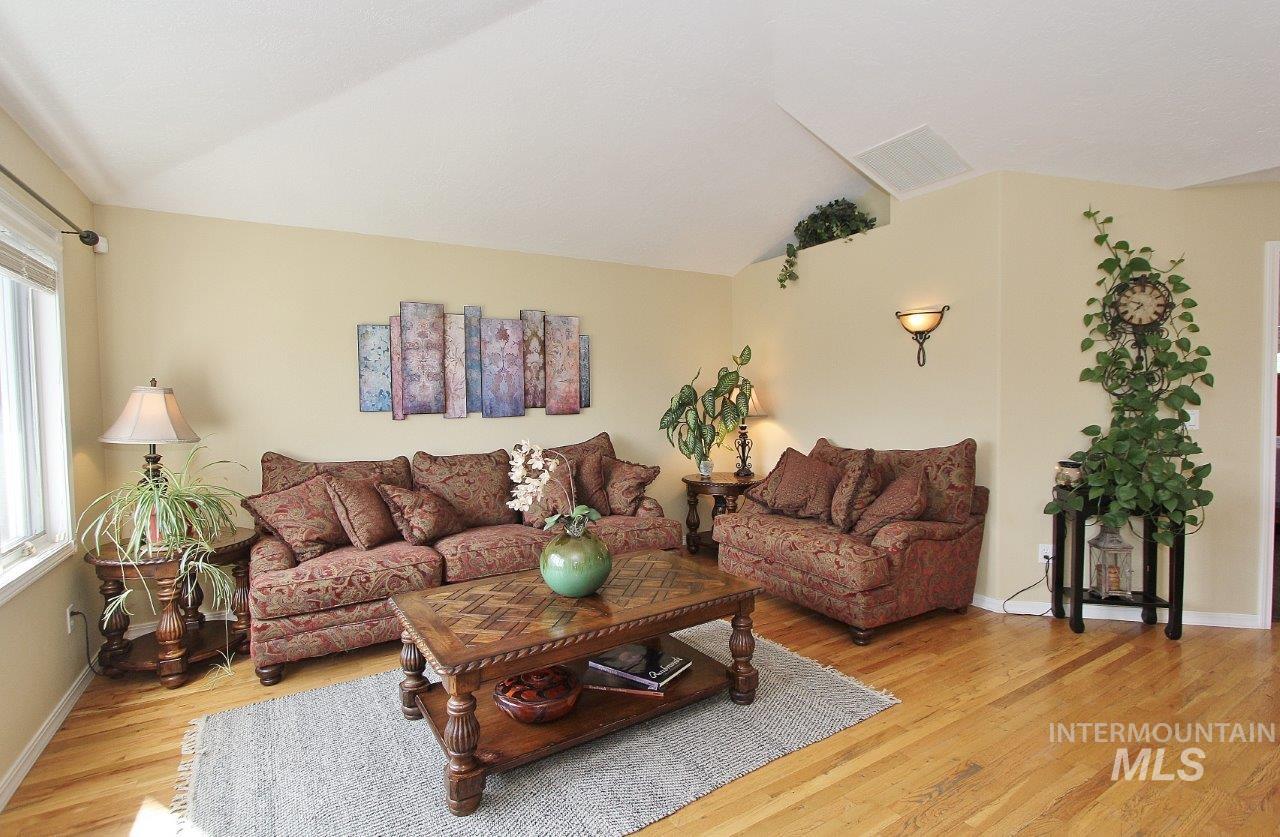 1124 Virginia Circle, Nampa, Idaho 83687-8670, 6 Bedrooms, 3 Bathrooms, Residential For Sale, Price $992,000, 98979546