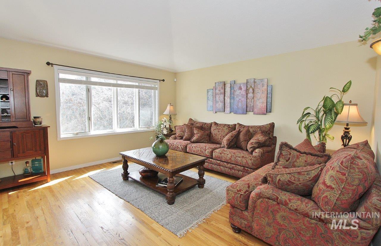 1124 Virginia Circle, Nampa, Idaho 83687-8670, 6 Bedrooms, 3 Bathrooms, Residential For Sale, Price $992,000, 98979546