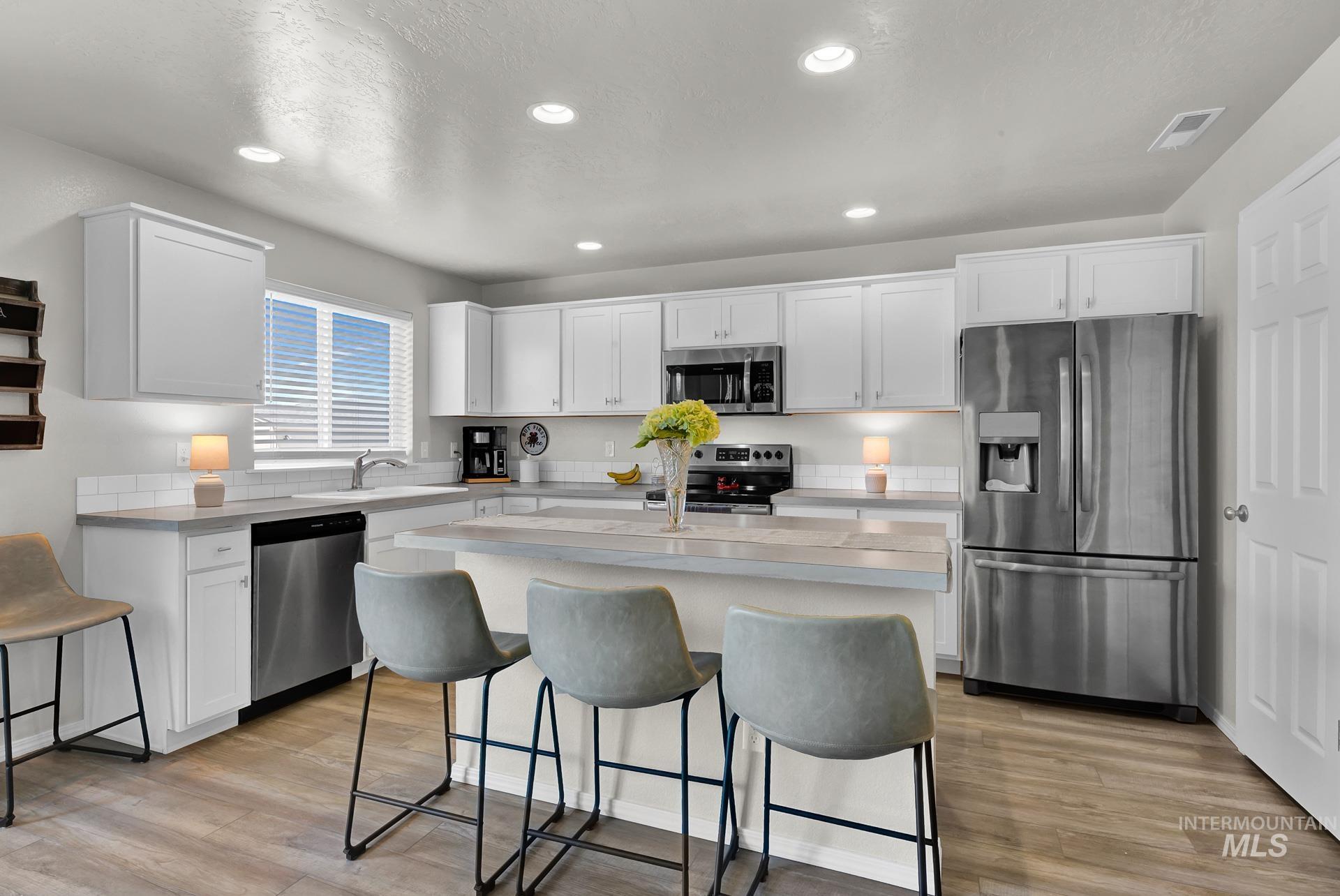 1629 N Bisque Ave, Kuna, Idaho 83634, 4 Bedrooms, 2.5 Bathrooms, Residential For Sale, Price $485,000, 98979548