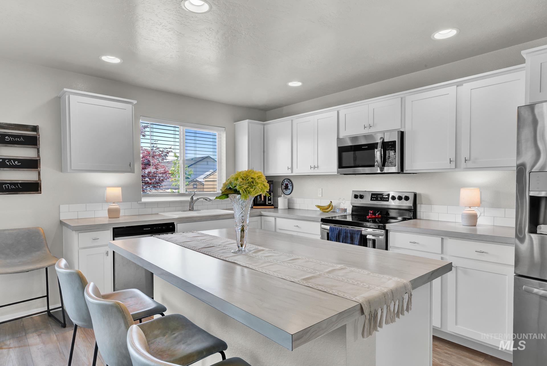 1629 N Bisque Ave, Kuna, Idaho 83634, 4 Bedrooms, 2.5 Bathrooms, Residential For Sale, Price $485,000, 98979548