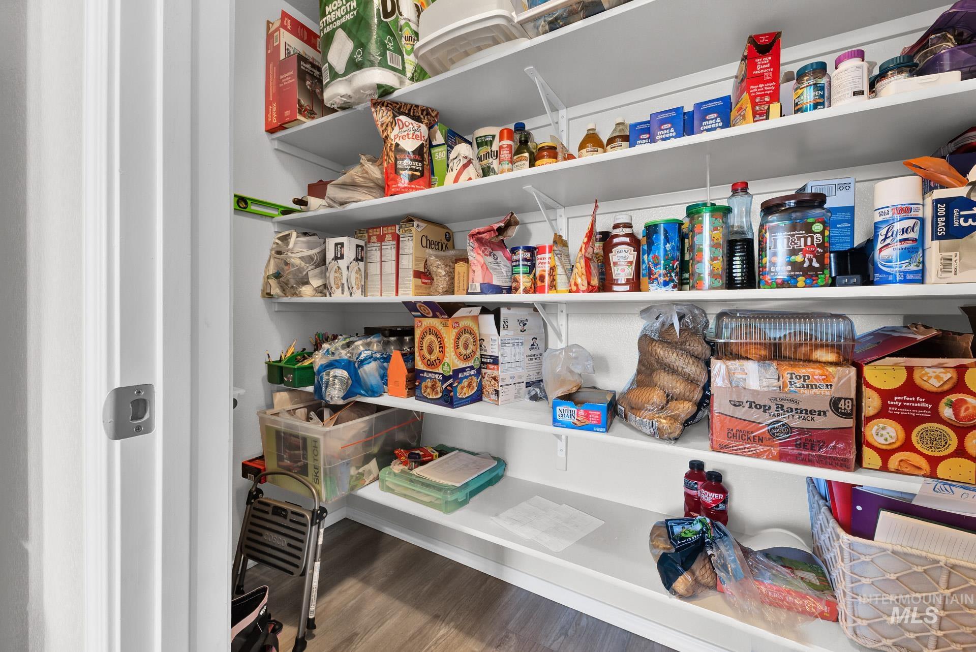 1629 N Bisque Ave, Kuna, Idaho 83634, 4 Bedrooms, 2.5 Bathrooms, Residential For Sale, Price $485,000, 98979548