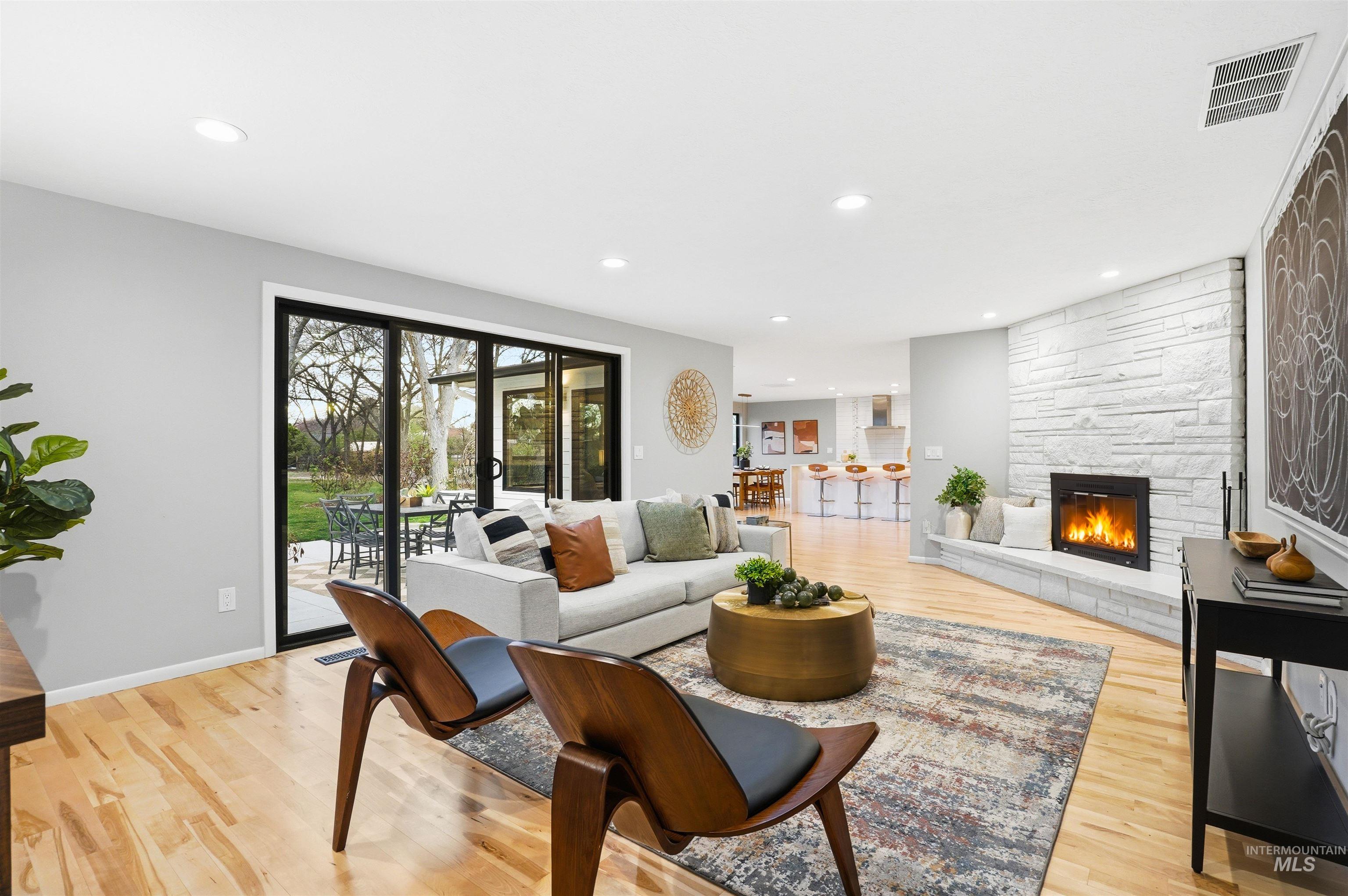 595 S El Blanco Dr, Boise, Idaho 83709, 3 Bedrooms, 3.5 Bathrooms, Residential For Sale, Price $885,000, 98979549