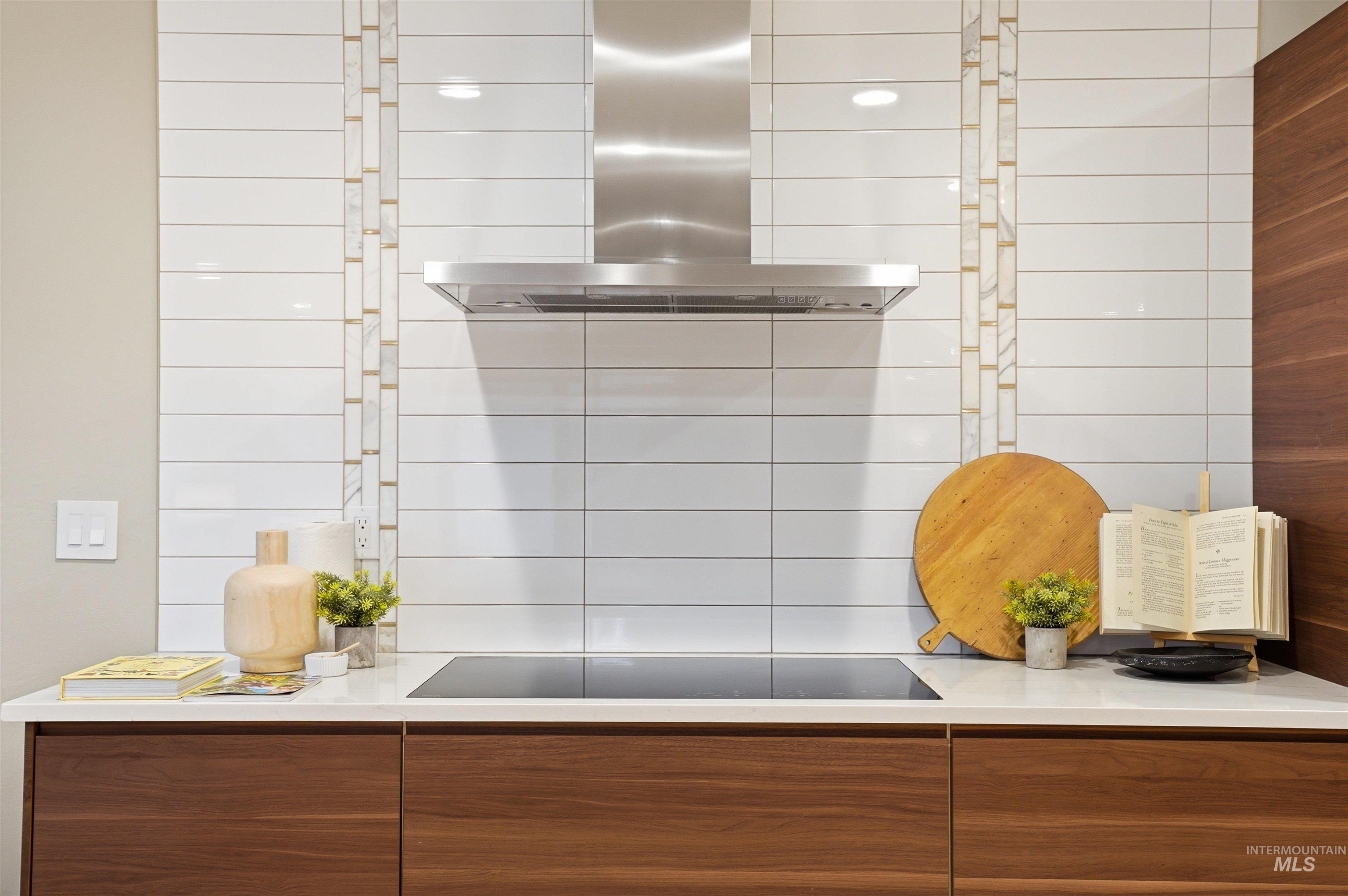 595 S El Blanco Dr, Boise, Idaho 83709, 3 Bedrooms, 3.5 Bathrooms, Residential For Sale, Price $885,000, 98979549