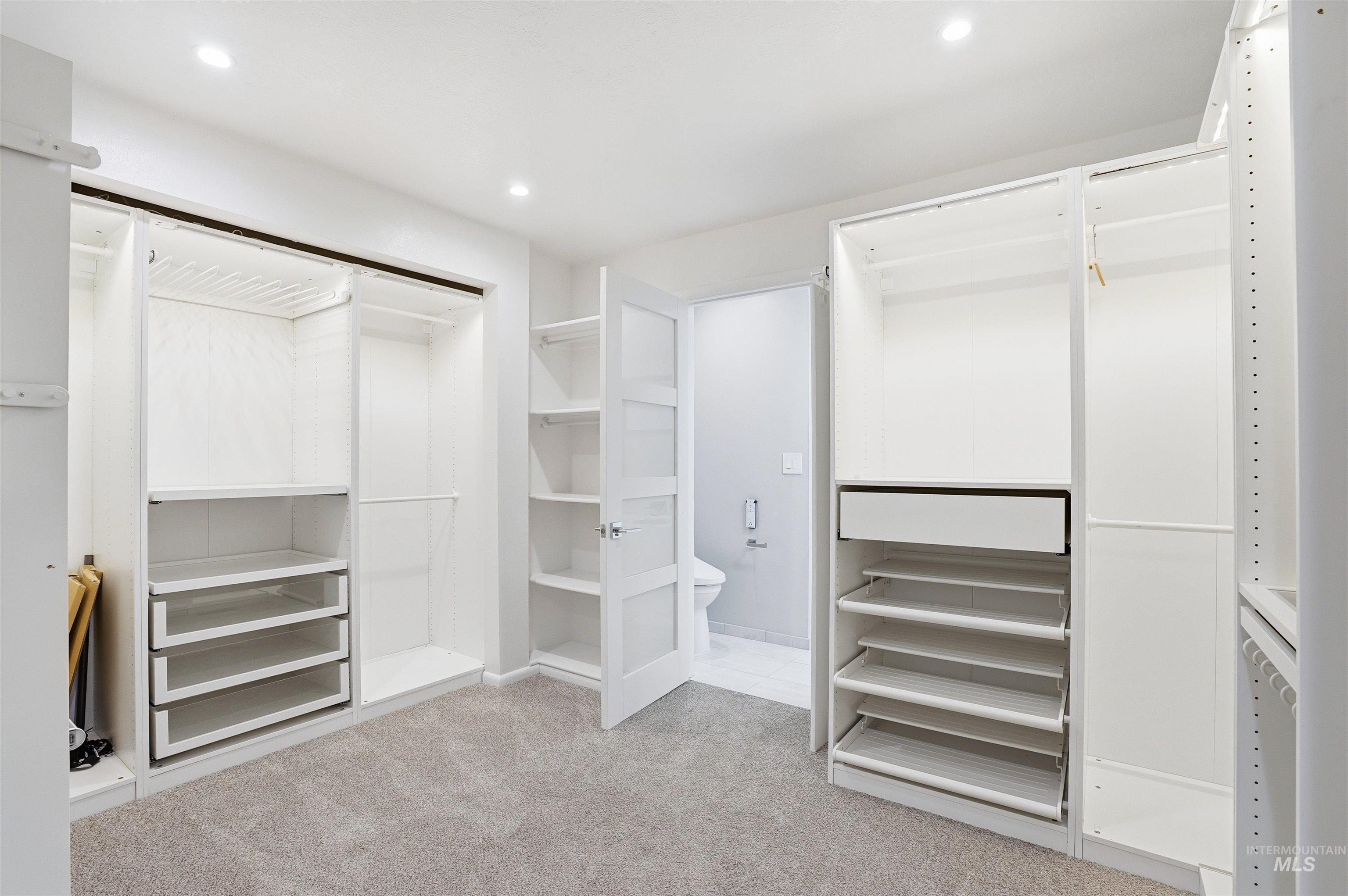 595 S El Blanco Dr, Boise, Idaho 83709, 3 Bedrooms, 3.5 Bathrooms, Residential For Sale, Price $885,000, 98979549