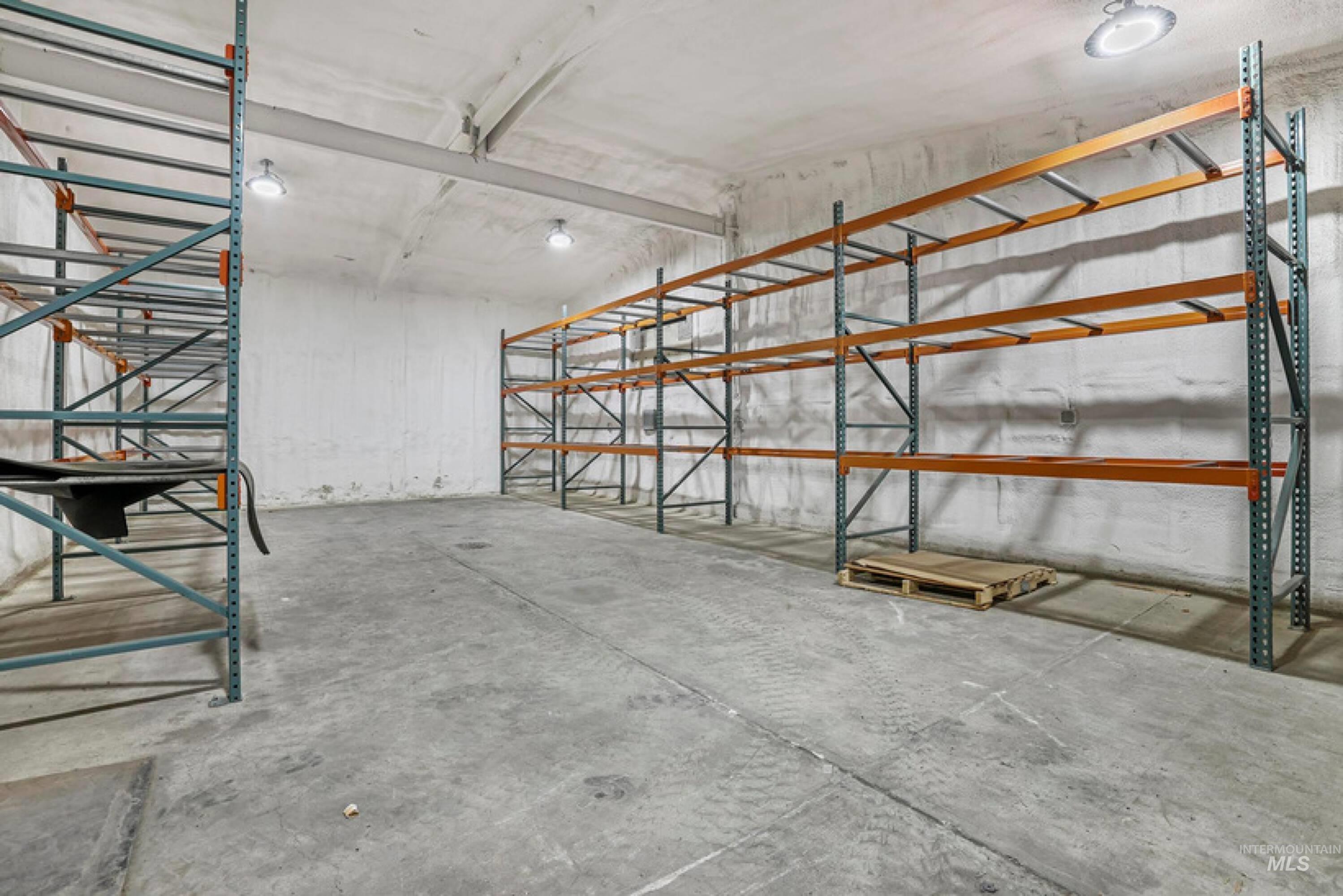 319 N Main street, Kimberly, Idaho 83341, Business/Commercial For Sale, Price $74,016,MLS 98979550