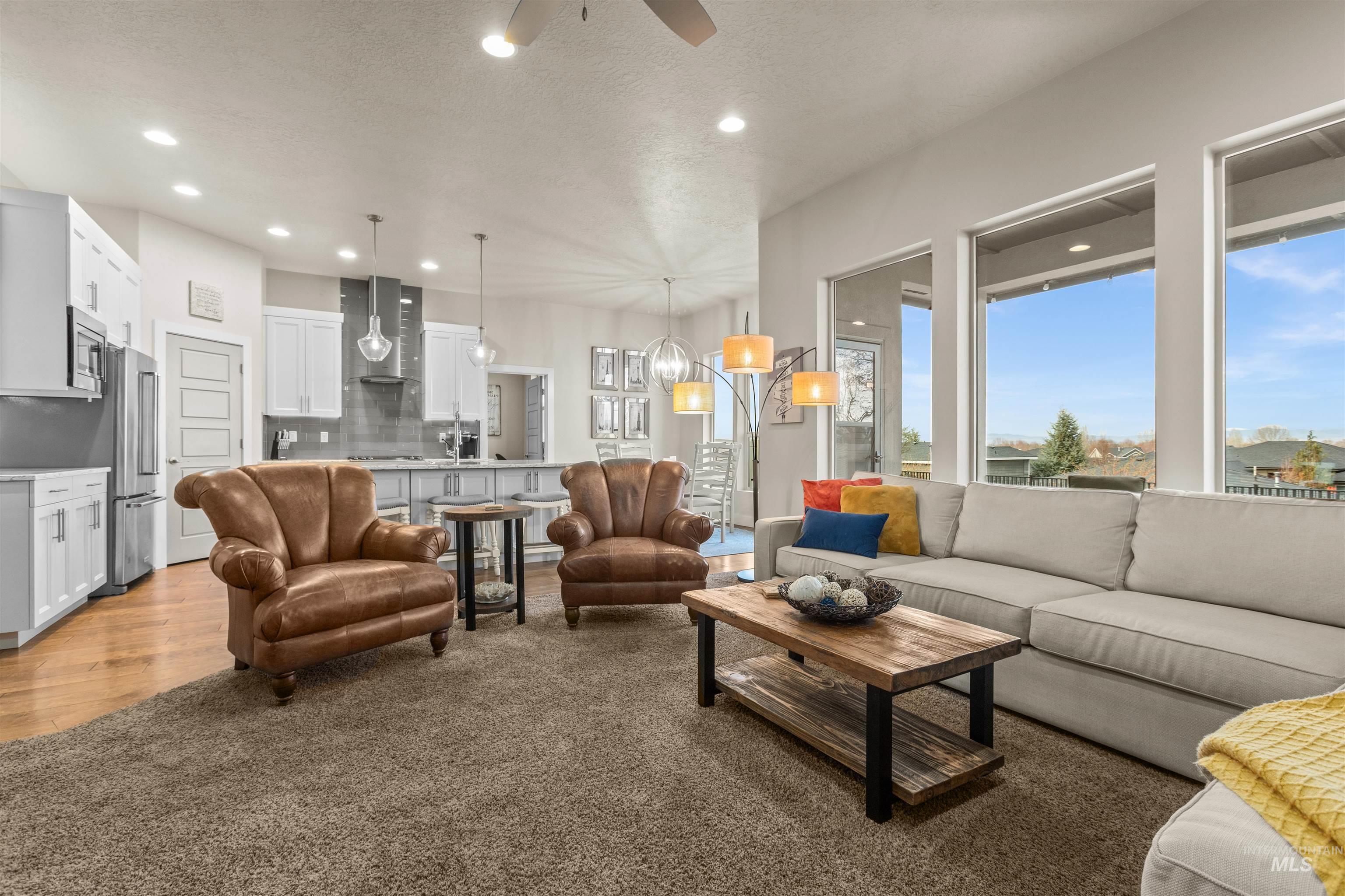 1112 E Wrightwood, Meridian, Idaho 83642, 4 Bedrooms, 3 Bathrooms, Residential For Sale, Price $775,000, 98979554