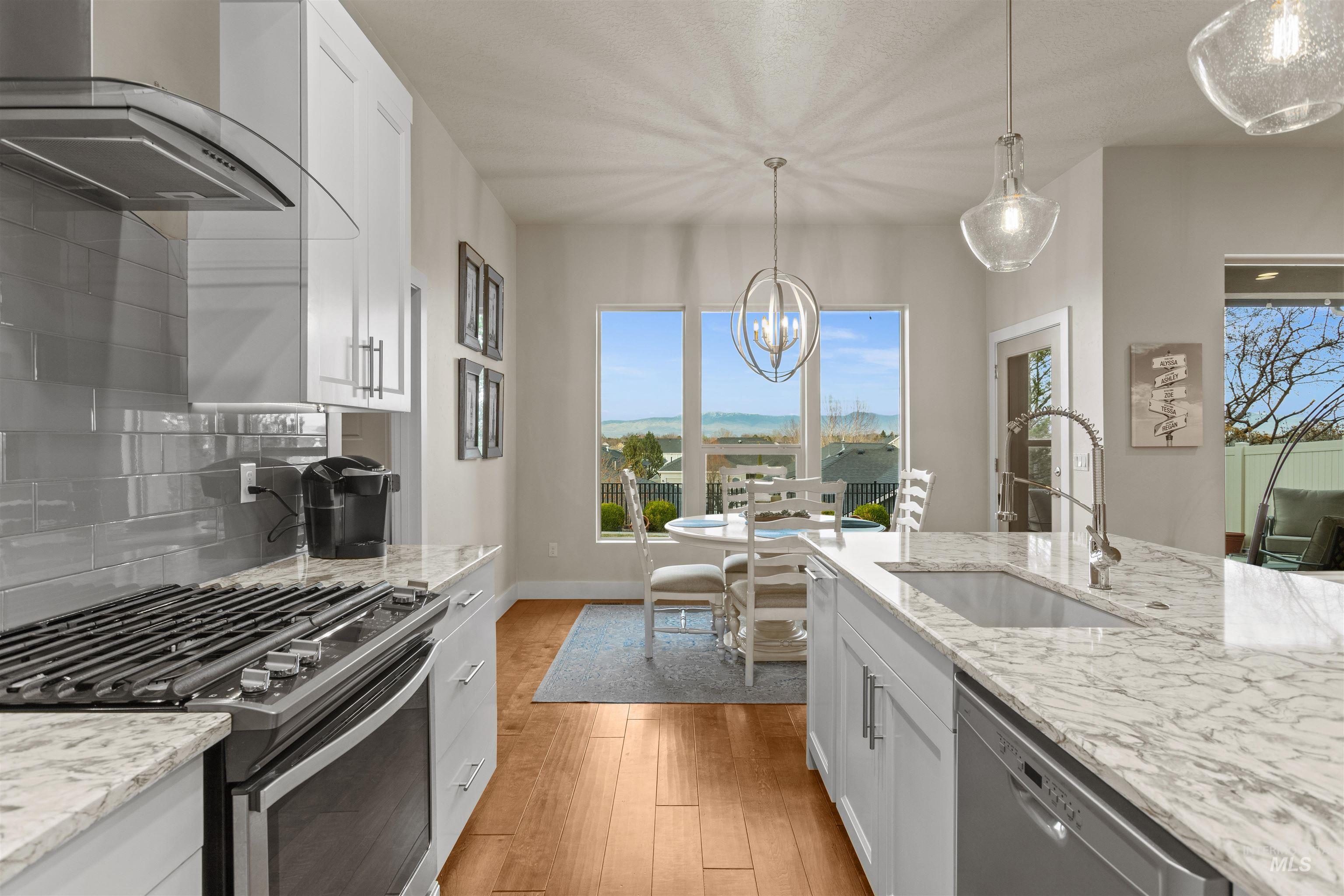 1112 E Wrightwood, Meridian, Idaho 83642, 4 Bedrooms, 3 Bathrooms, Residential For Sale, Price $775,000, 98979554