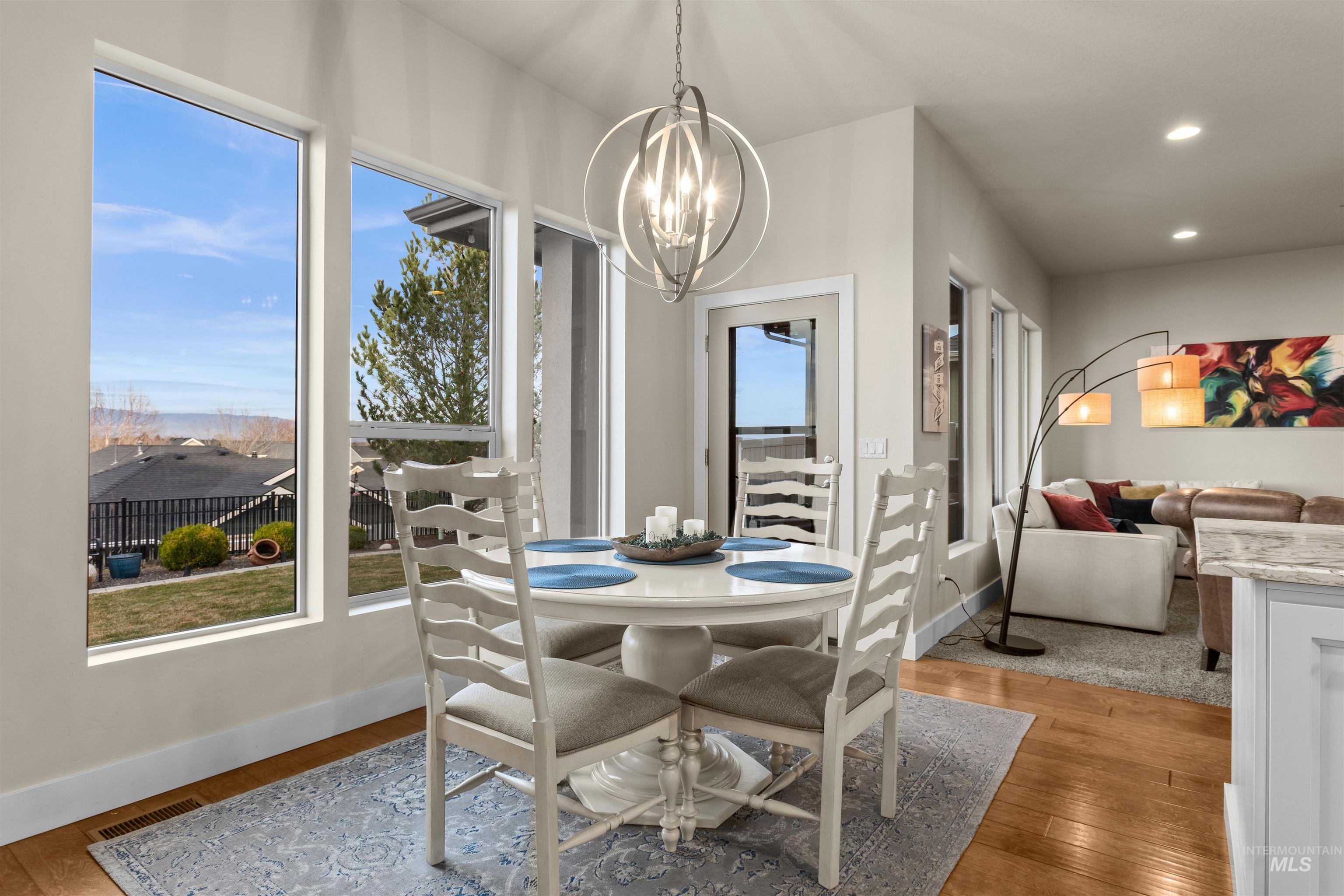 1112 E Wrightwood, Meridian, Idaho 83642, 4 Bedrooms, 3 Bathrooms, Residential For Sale, Price $775,000, 98979554