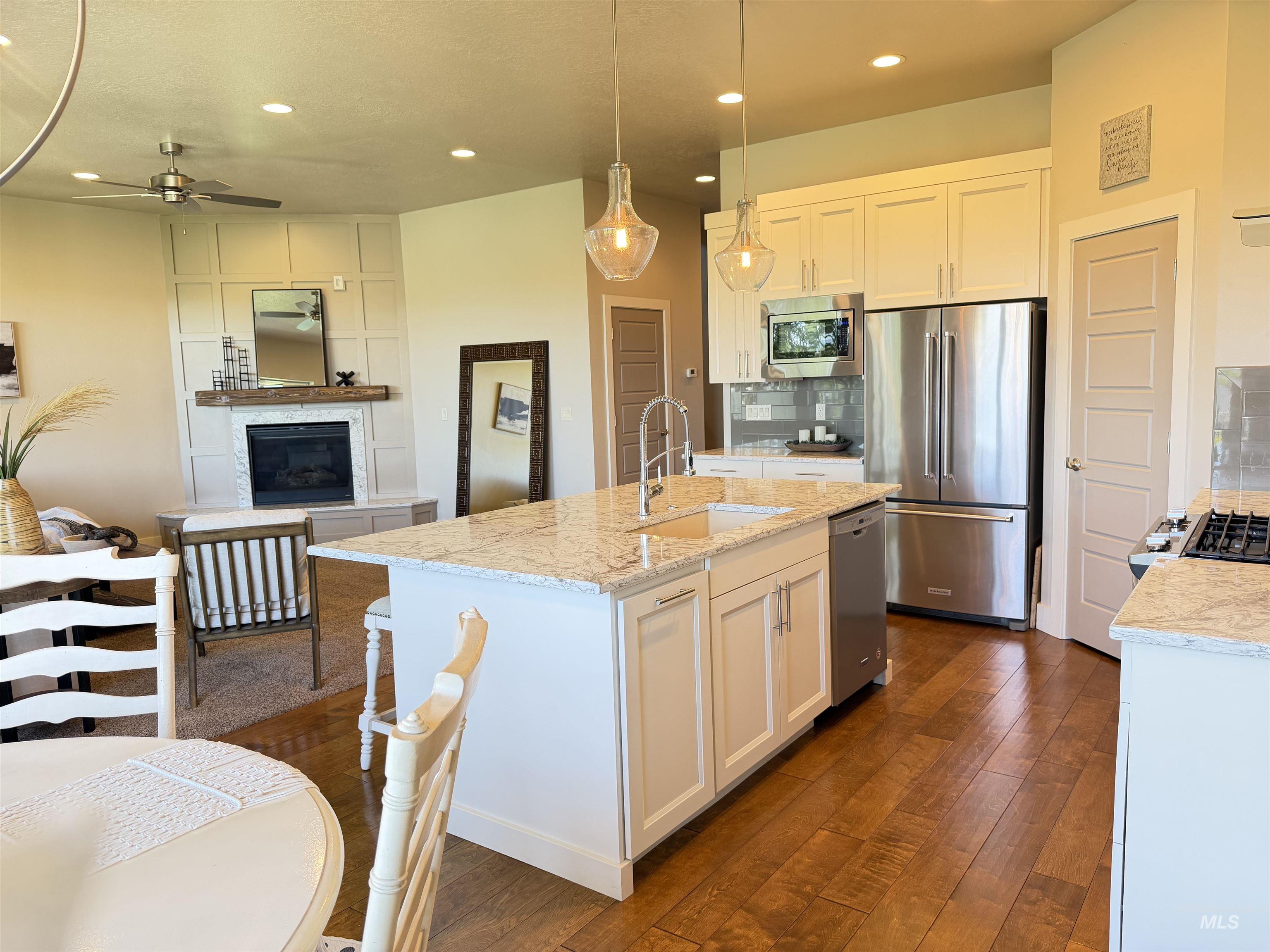 1112 E Wrightwood Drive, Meridian, Idaho 83642, 4 Bedrooms, 3 Bathrooms, Residential For Sale, Price $759,900, 98979554