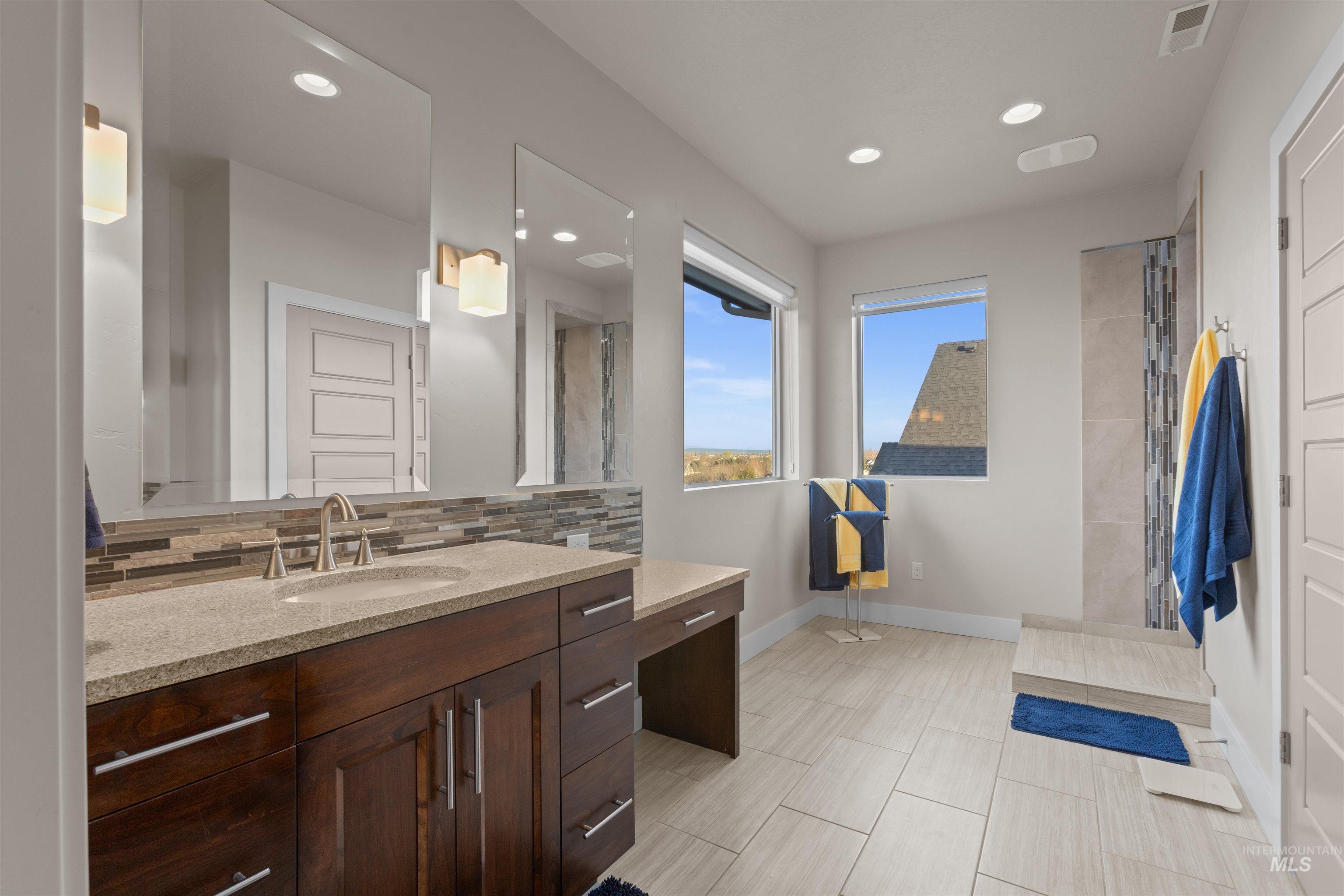 1112 E Wrightwood, Meridian, Idaho 83642, 4 Bedrooms, 3 Bathrooms, Residential For Sale, Price $775,000, 98979554