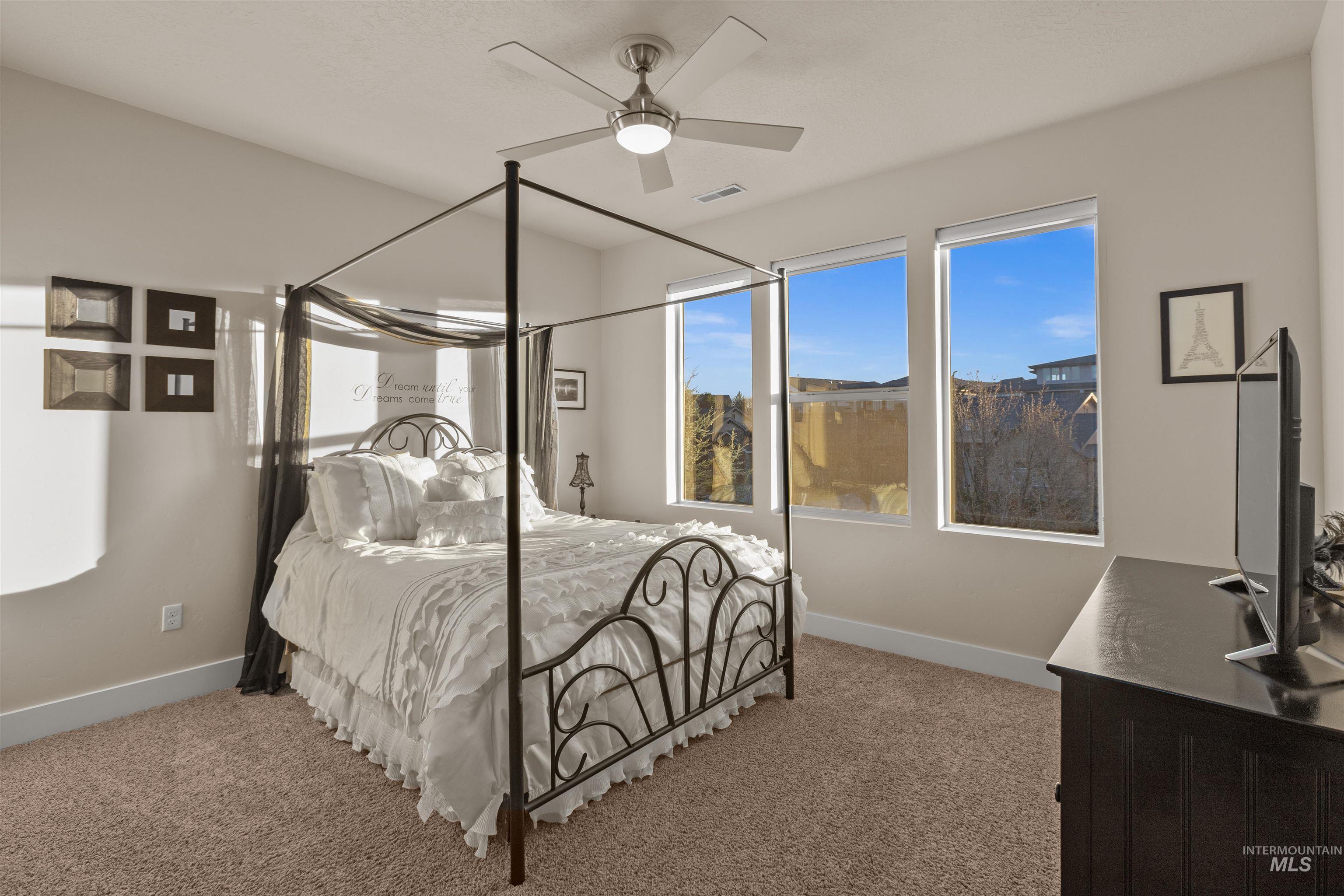 1112 E Wrightwood, Meridian, Idaho 83642, 4 Bedrooms, 3 Bathrooms, Residential For Sale, Price $775,000, 98979554