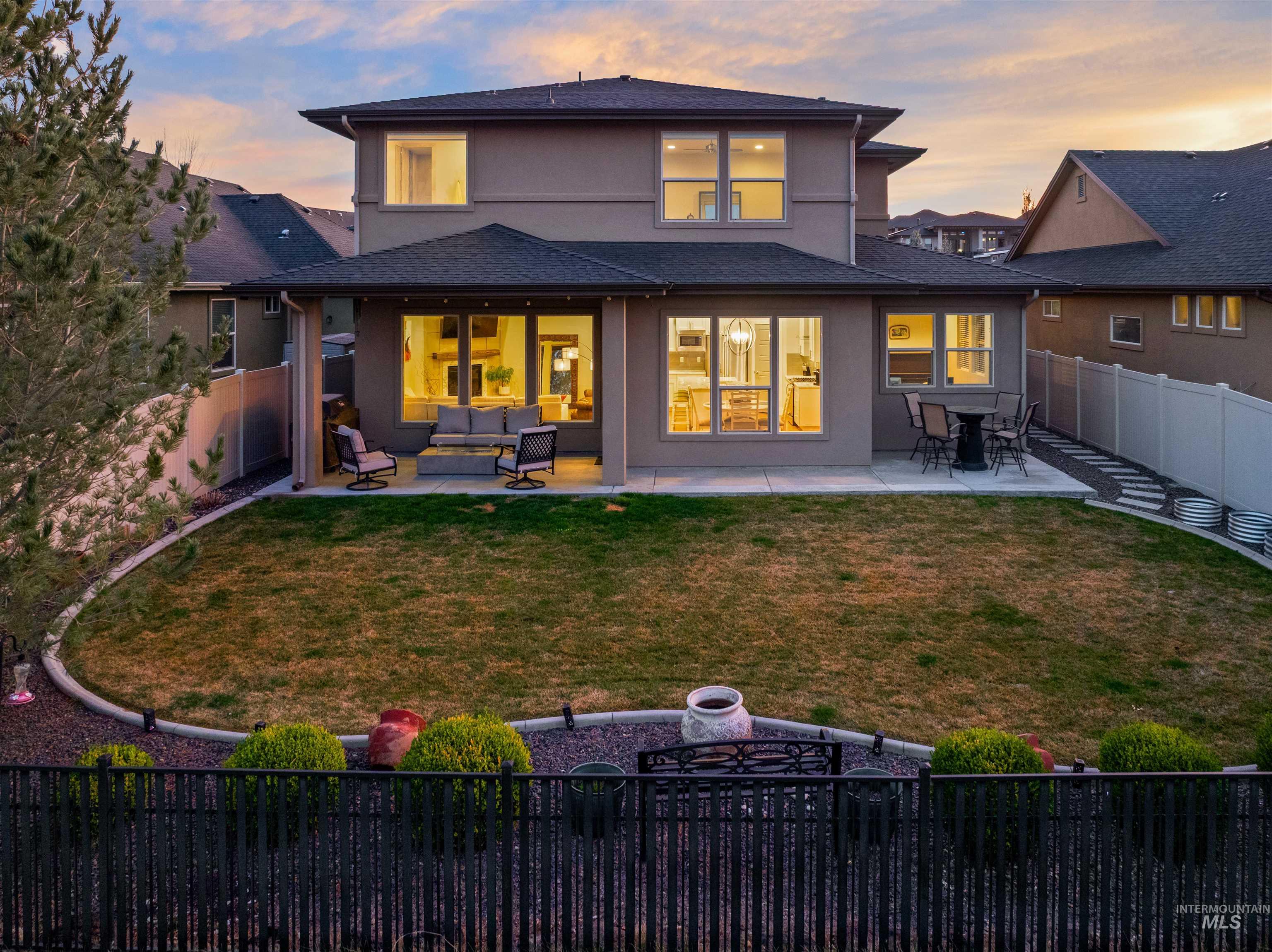 1112 E Wrightwood, Meridian, Idaho 83642, 4 Bedrooms, 3 Bathrooms, Residential For Sale, Price $775,000, 98979554