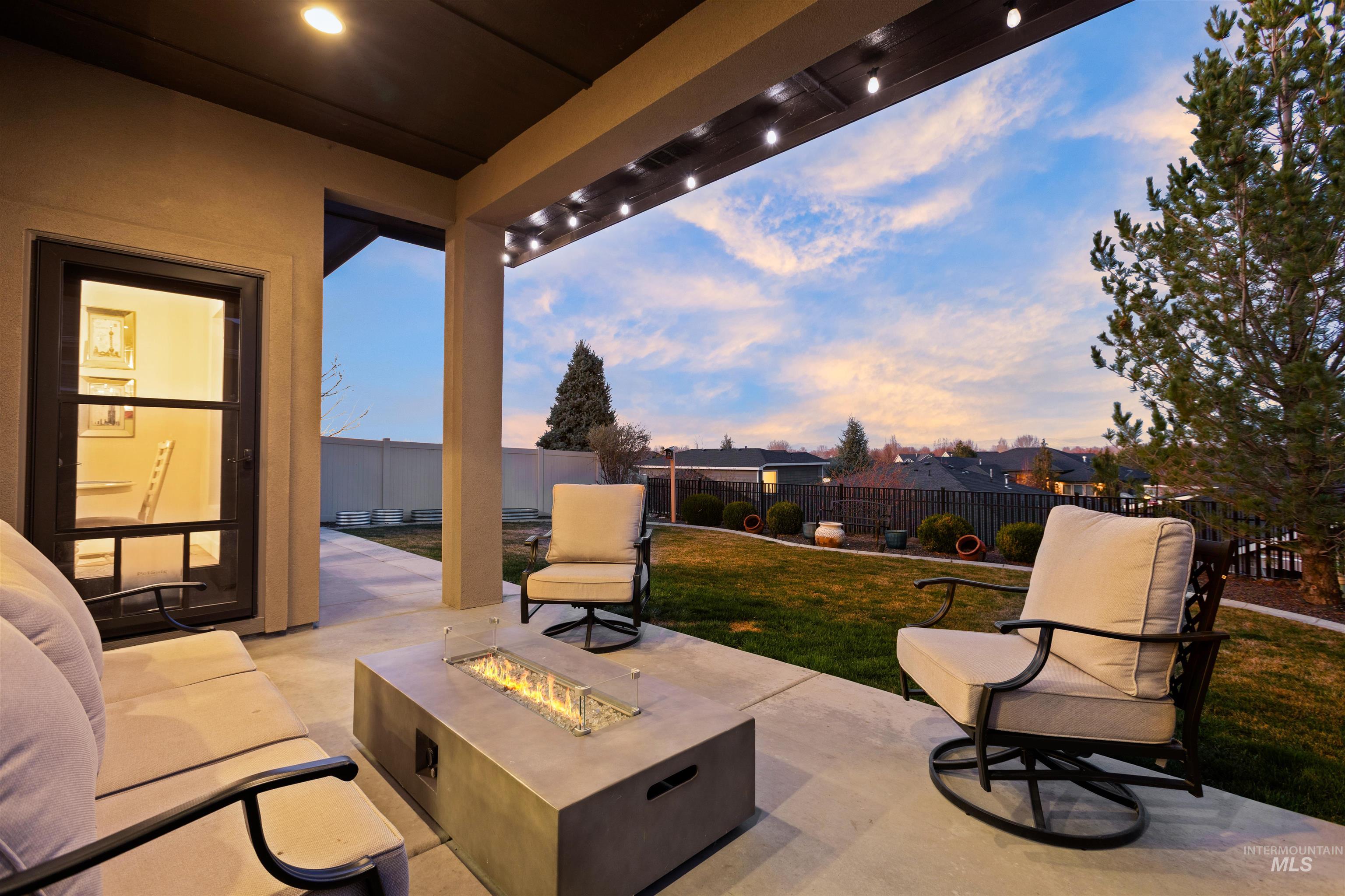 1112 E Wrightwood Drive, Meridian, Idaho 83642, 4 Bedrooms, 3 Bathrooms, Residential For Sale, Price $759,900, 98979554