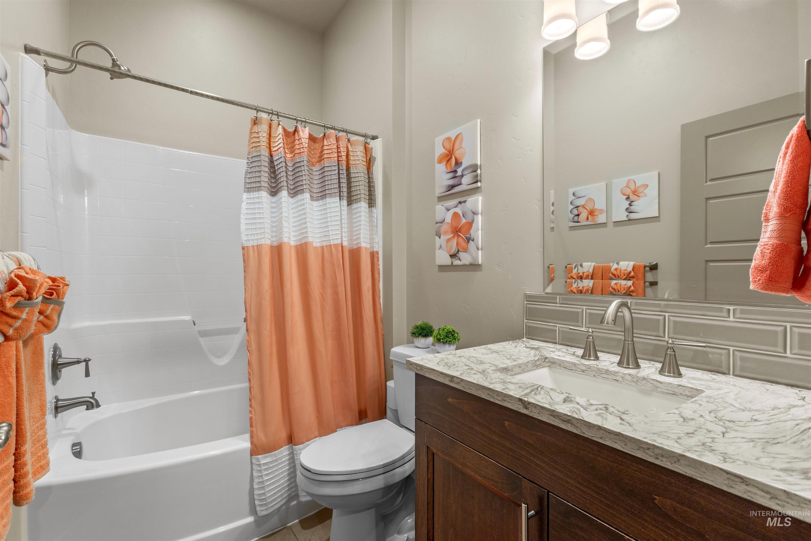 1112 E Wrightwood, Meridian, Idaho 83642, 4 Bedrooms, 3 Bathrooms, Residential For Sale, Price $775,000, 98979554