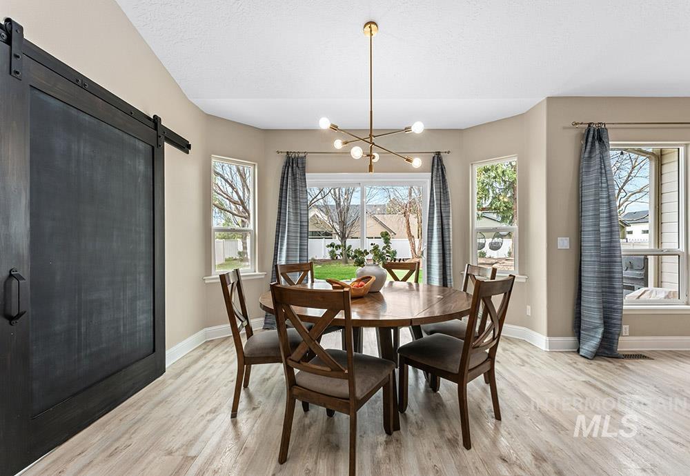 151 N Lost Canyon, Eagle, Idaho 83616-7222, 5 Bedrooms, 3.5 Bathrooms, Residential For Sale, Price $999,900, 98979555