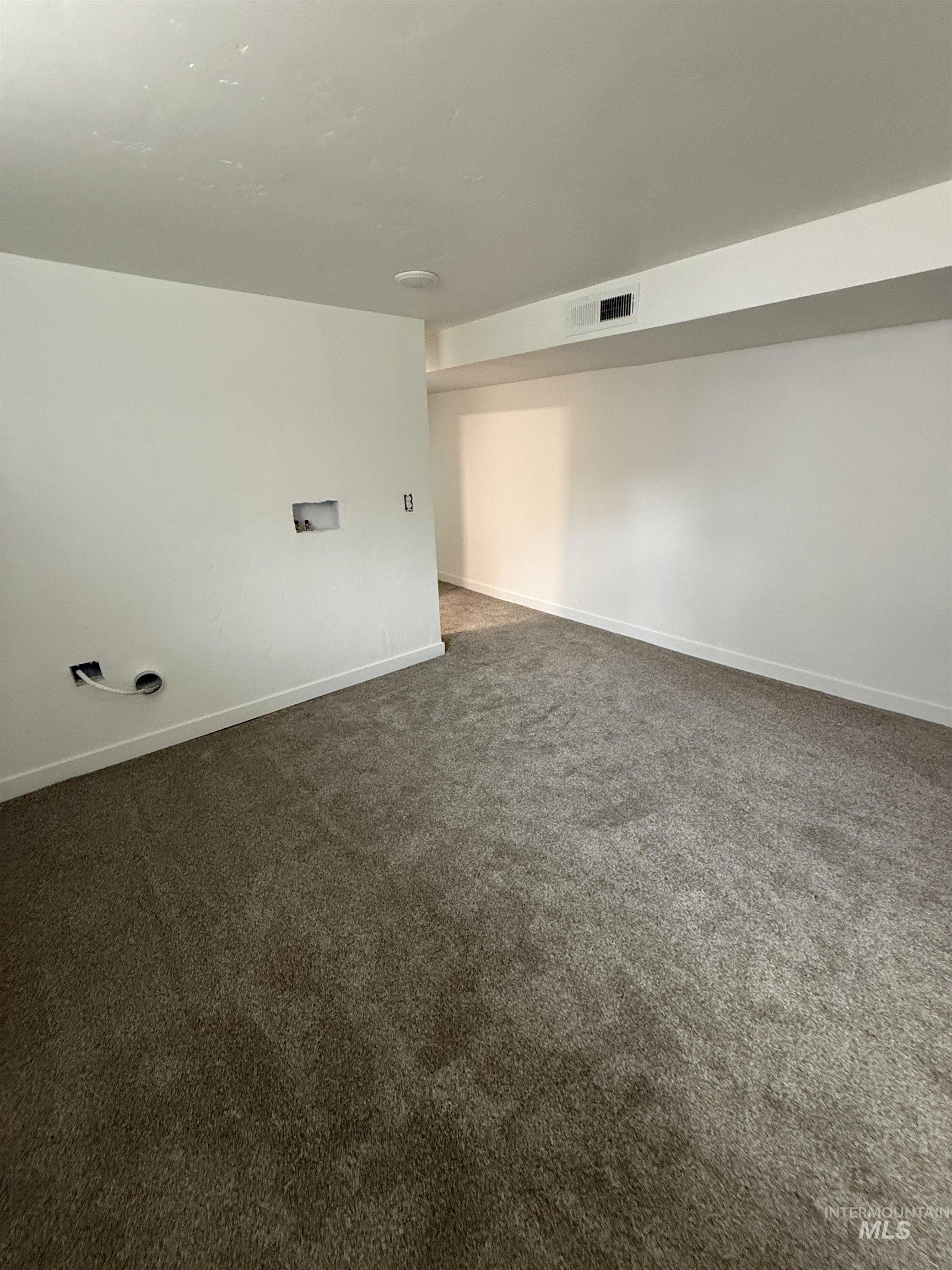 114 E Montana, Homedale, Idaho 83628, 4 Bedrooms, 2 Bathrooms, Residential For Sale, Price $460,000, 98979559