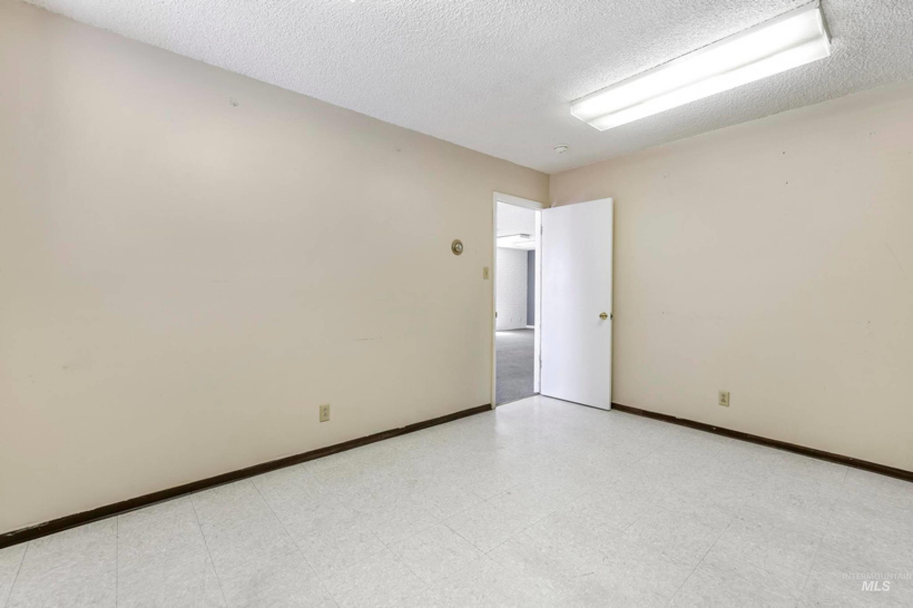 321 N Main Street, Kimberly, Idaho 83341, Business/Commercial For Sale, Price $57,442, 98979560