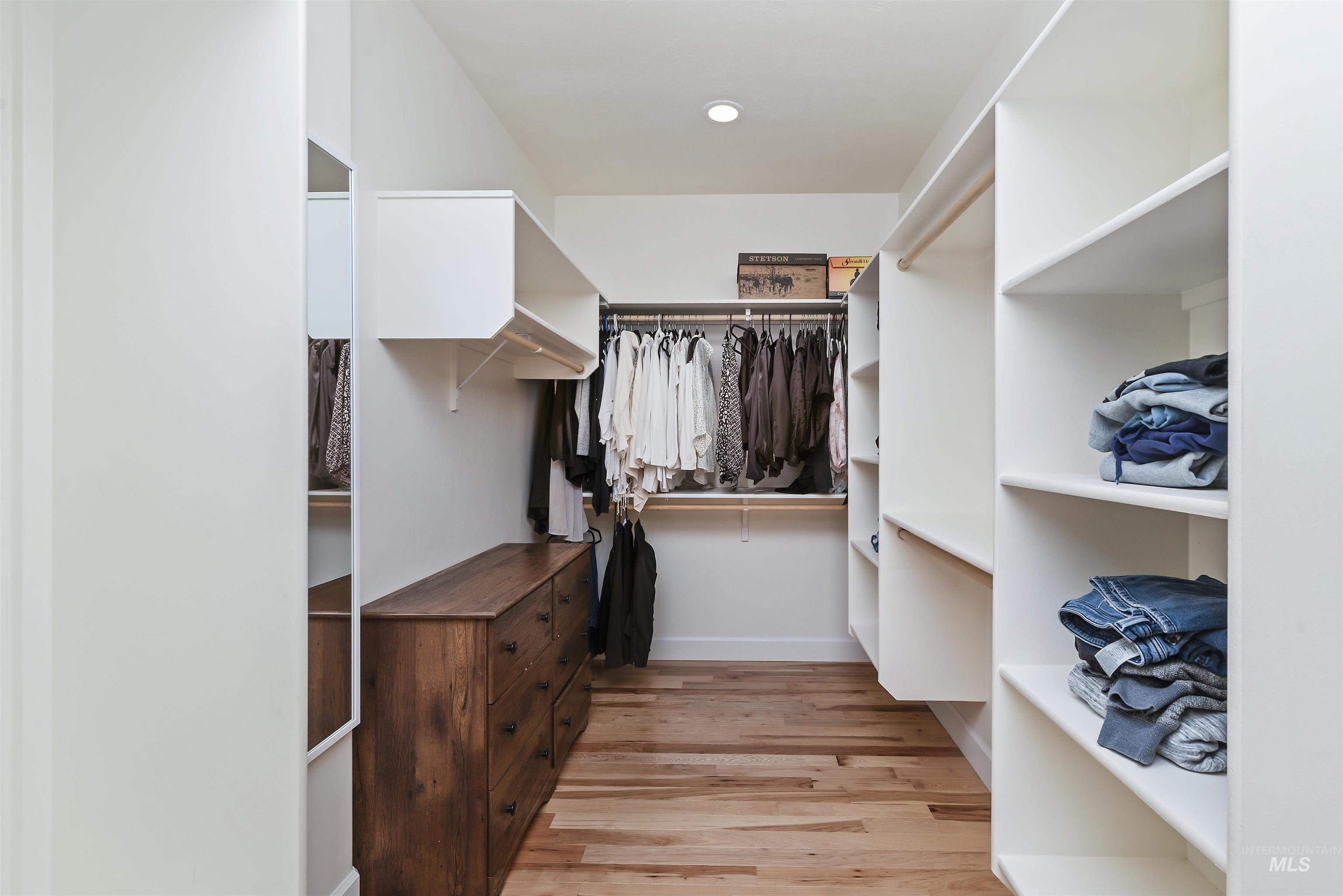 12359 Rivendell Ct, Nampa, Idaho 83686-5697, 5 Bedrooms, 4.5 Bathrooms, Residential For Sale, Price $999,900, 98979563