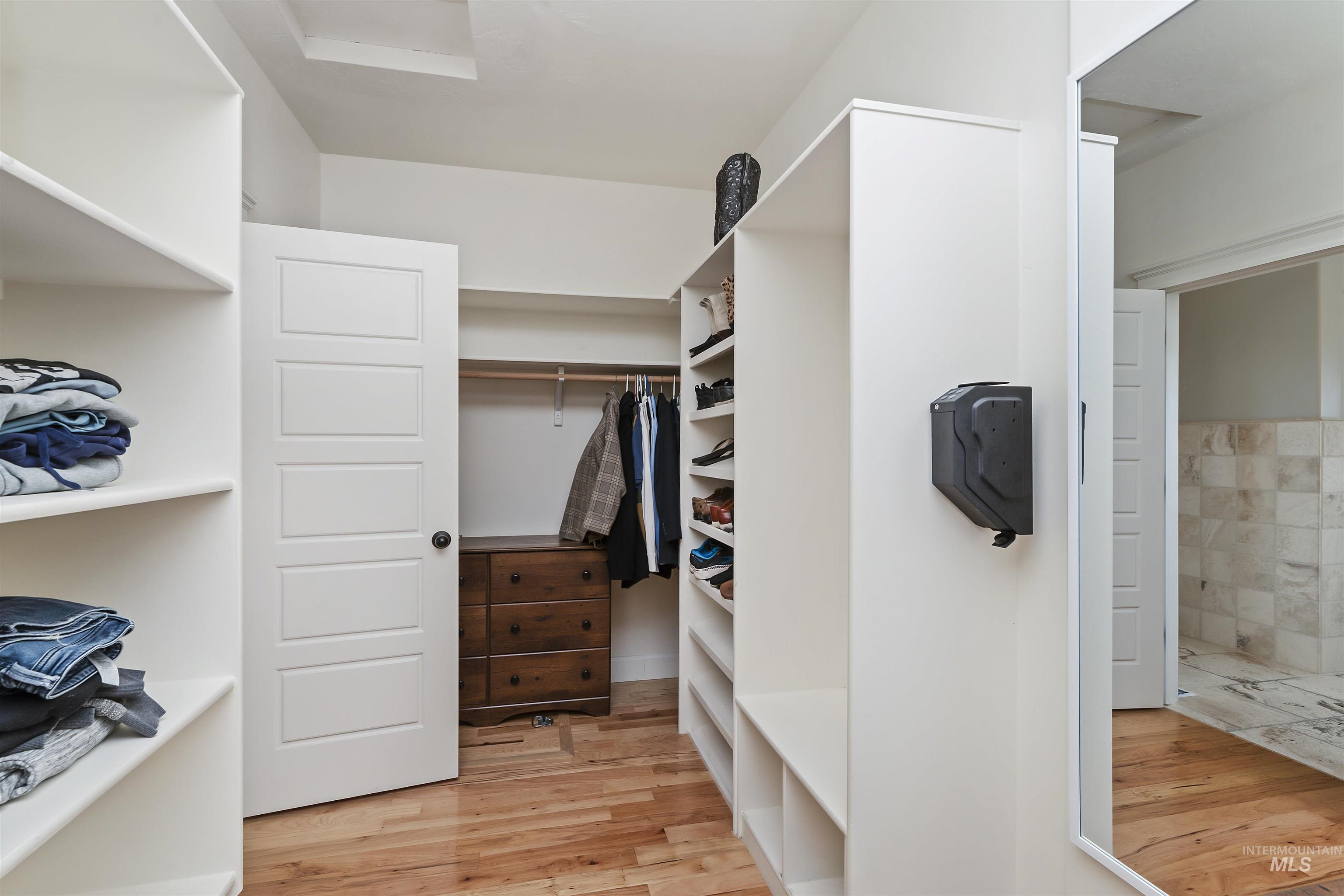 12359 Rivendell Ct, Nampa, Idaho 83686-5697, 5 Bedrooms, 4.5 Bathrooms, Residential For Sale, Price $999,900, 98979563