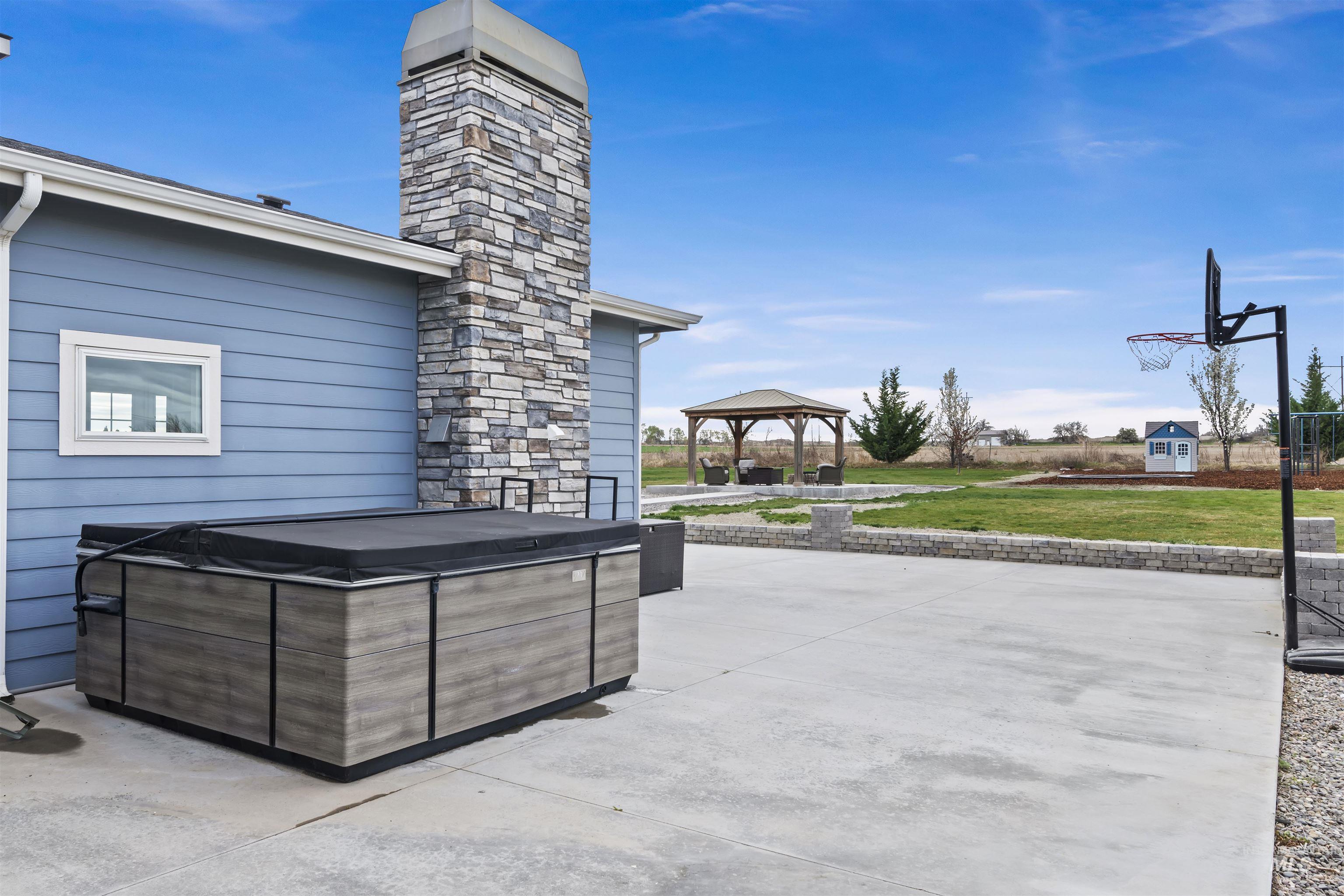 12359 Rivendell Ct, Nampa, Idaho 83686-5697, 5 Bedrooms, 4.5 Bathrooms, Residential For Sale, Price $999,900, 98979563