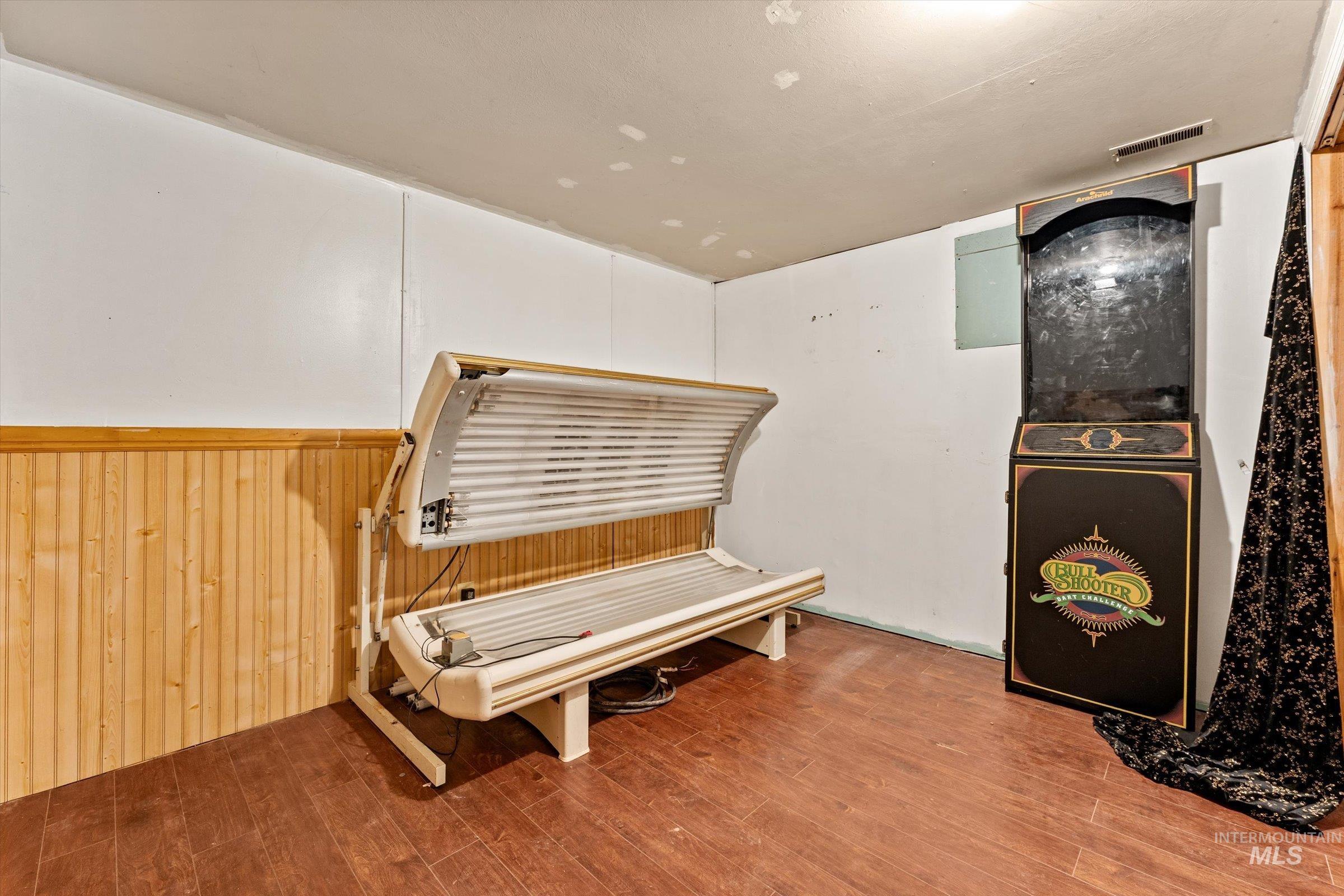 6267 Deer Flat Rd, Nampa, Idaho 83686, 5 Bedrooms, 3 Bathrooms, Residential For Sale, Price $399,000, 98979566