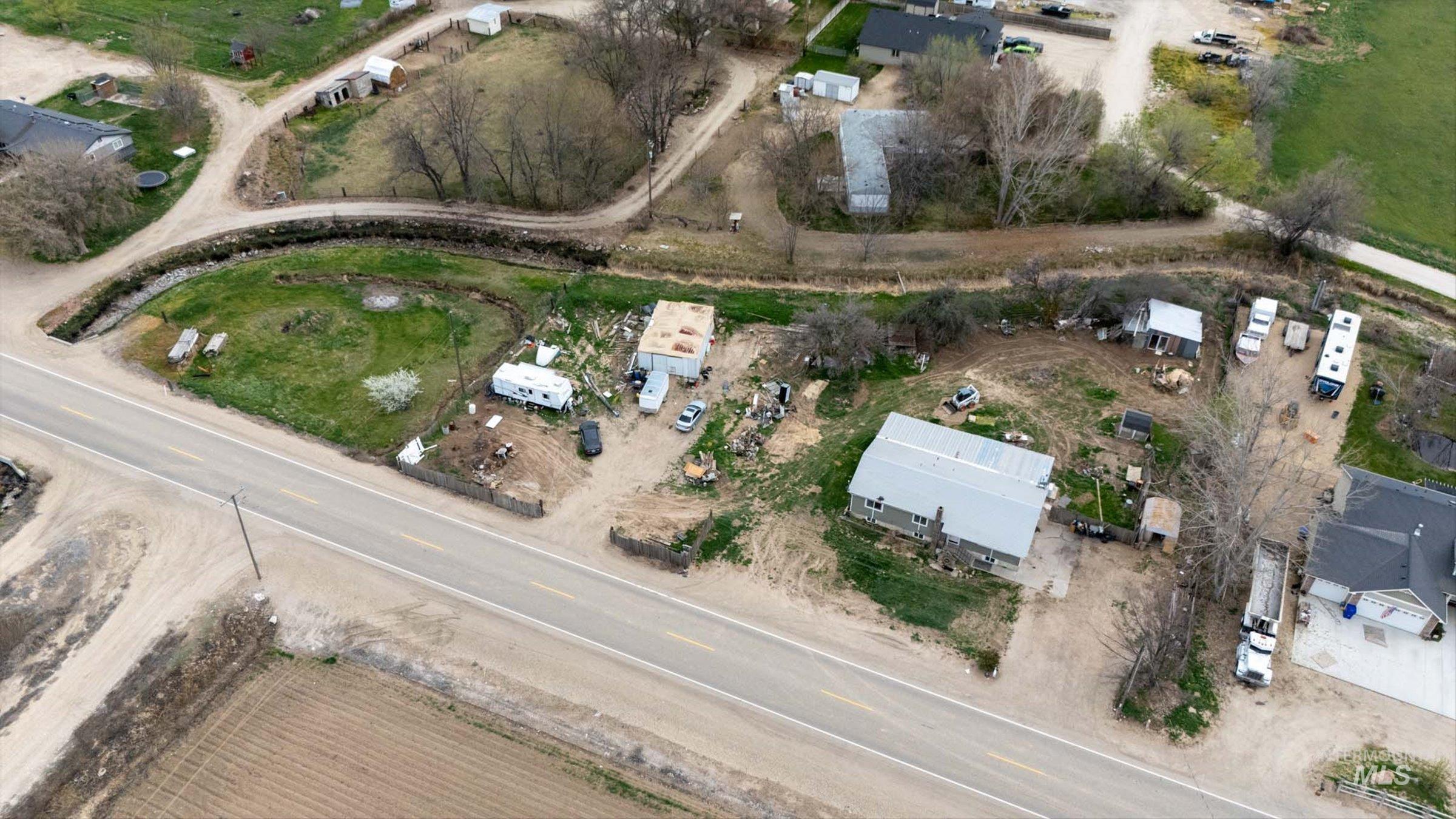 6267 Deer Flat Rd, Nampa, Idaho 83686, 5 Bedrooms, 3 Bathrooms, Residential For Sale, Price $399,000, 98979566