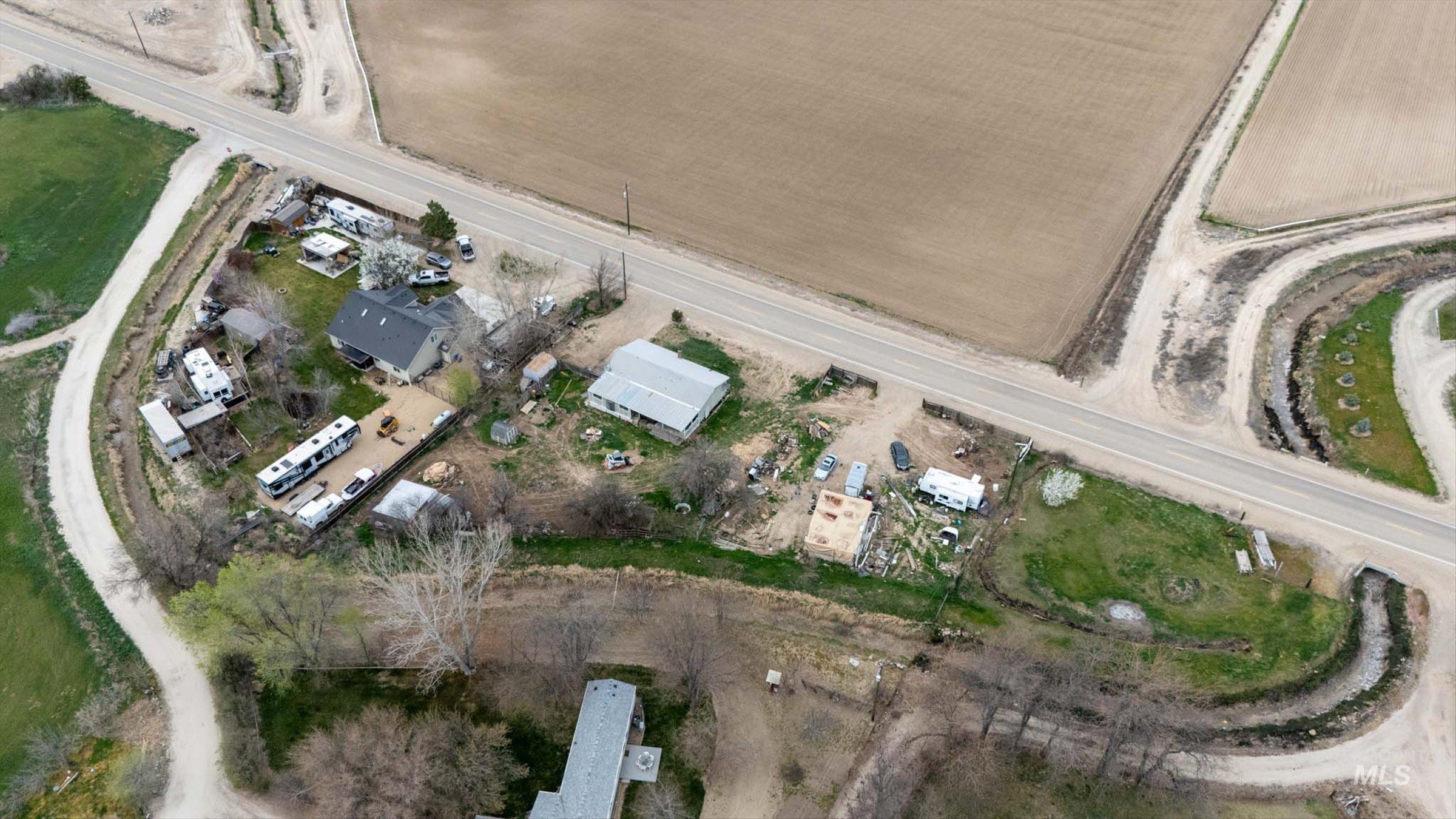 6267 Deer Flat Rd, Nampa, Idaho 83686, 5 Bedrooms, 3 Bathrooms, Residential For Sale, Price $399,000, 98979566