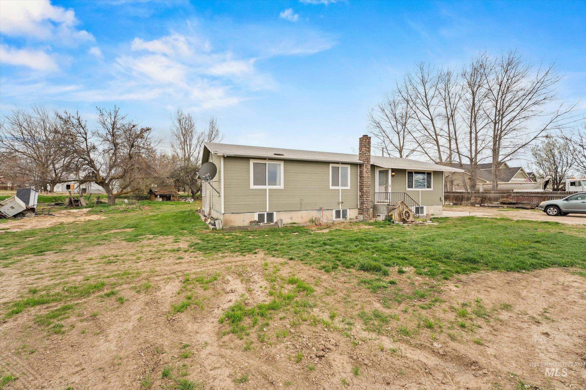 6267 Deer Flat Rd, Nampa, Idaho 83686, 5 Bedrooms, 3 Bathrooms, Residential For Sale, Price $399,000, 98979566