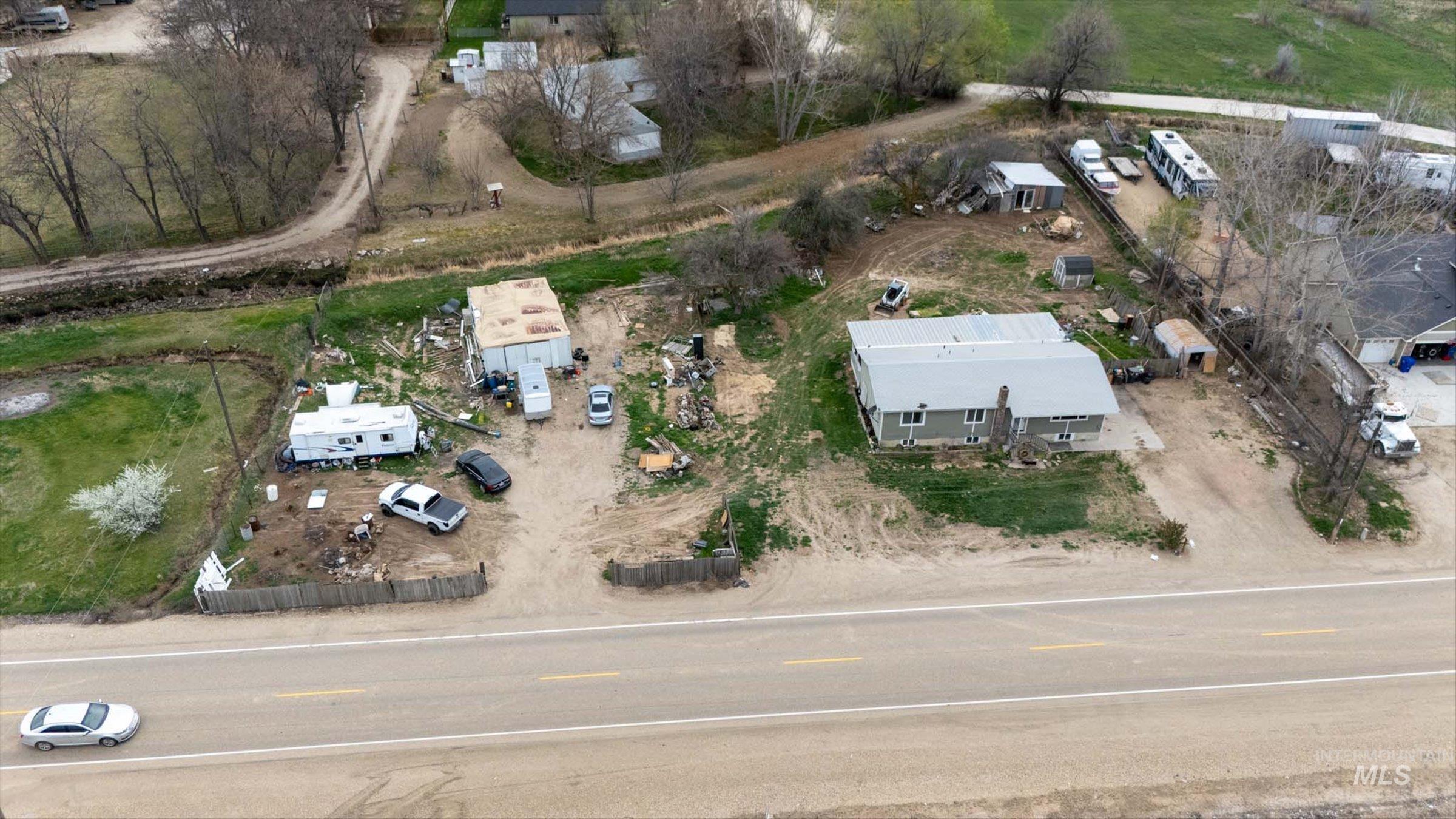 6267 Deer Flat Rd, Nampa, Idaho 83686, 5 Bedrooms, 3 Bathrooms, Residential For Sale, Price $399,000, 98979566