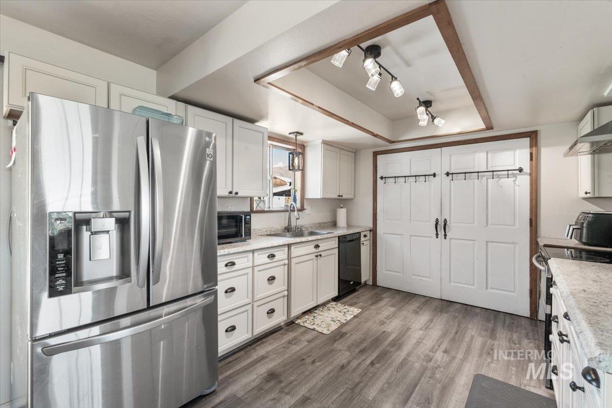 1492 Weiser River Road, Weiser, Idaho 83672, 3 Bedrooms, 2 Bathrooms, Residential For Sale, Price $489,000,MLS 98979567