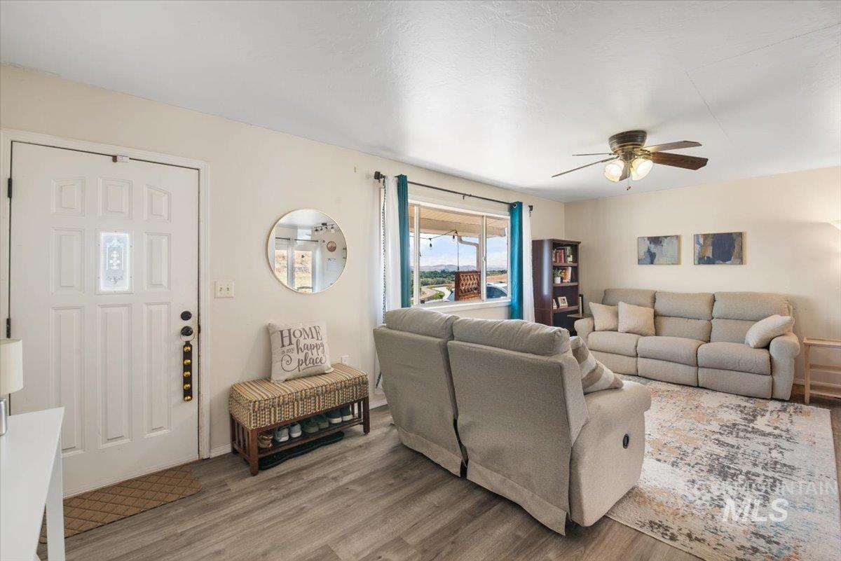 1492 Weiser River Road, Weiser, Idaho 83672, 3 Bedrooms, 2 Bathrooms, Residential For Sale, Price $489,000,MLS 98979567