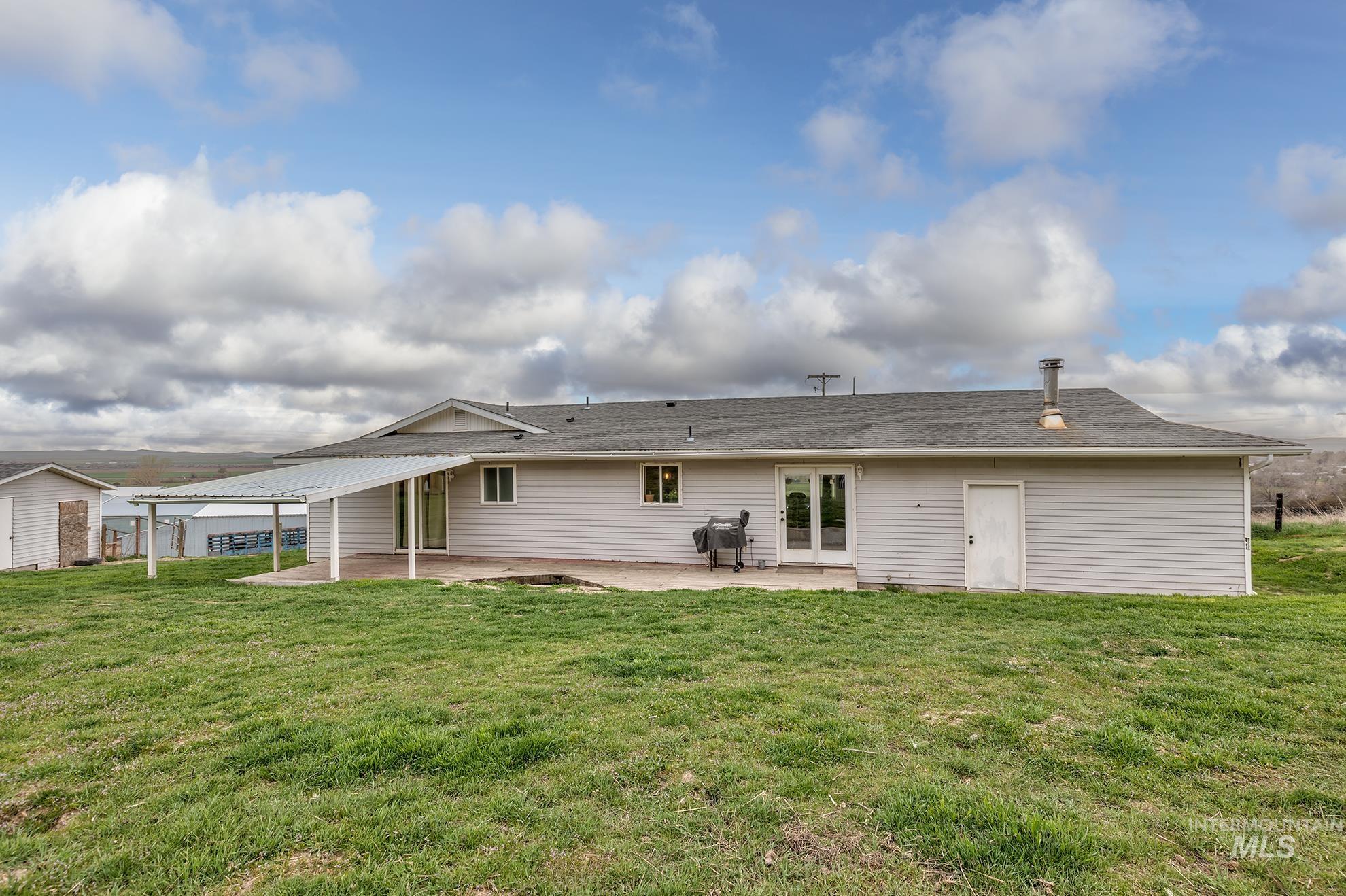 1492 Weiser River Road, Weiser, Idaho 83672, 3 Bedrooms, 2 Bathrooms, Residential For Sale, Price $489,000,MLS 98979567