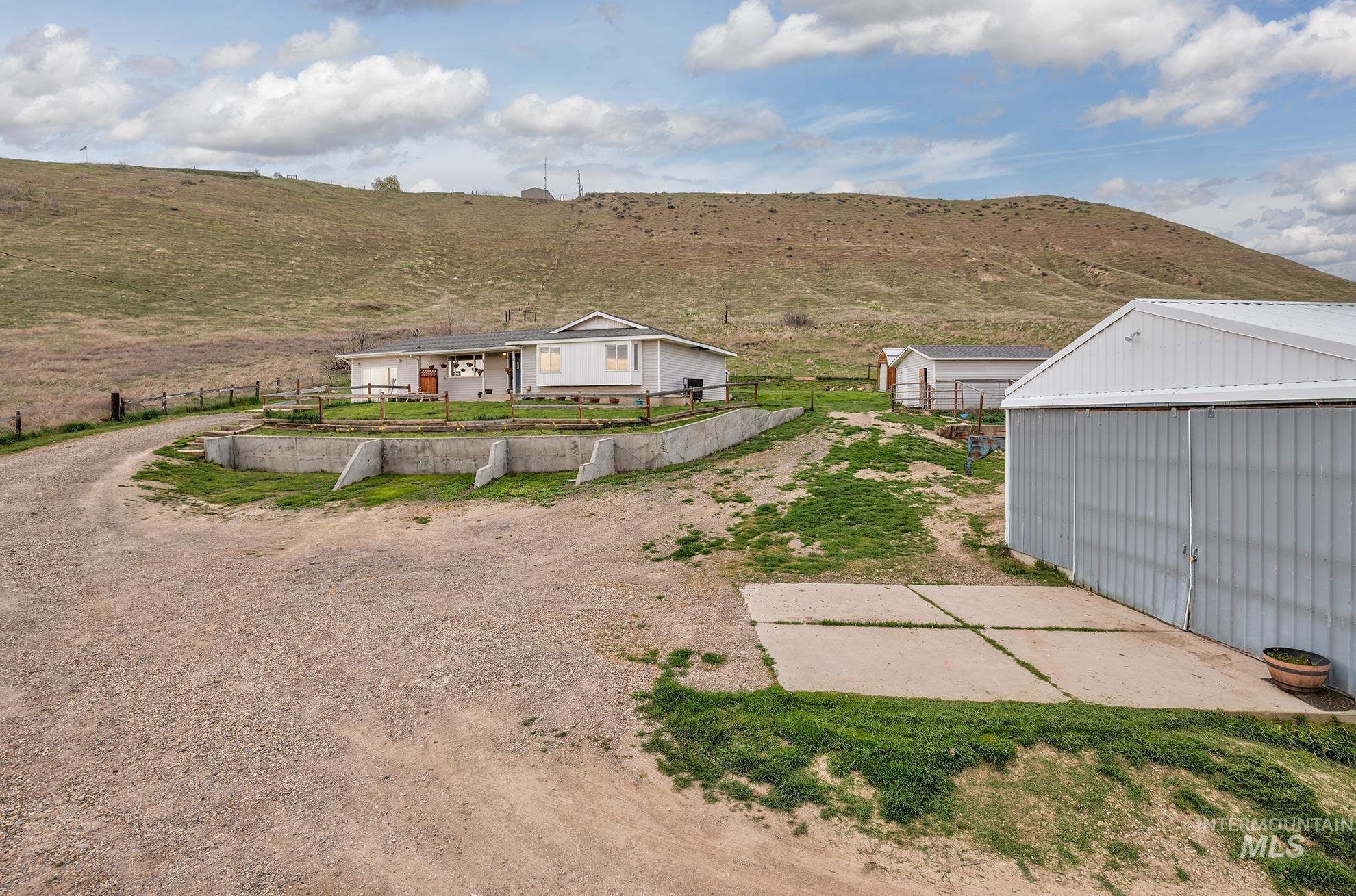 1492 Weiser River Road, Weiser, Idaho 83672, 3 Bedrooms, 2 Bathrooms, Residential For Sale, Price $489,000,MLS 98979567