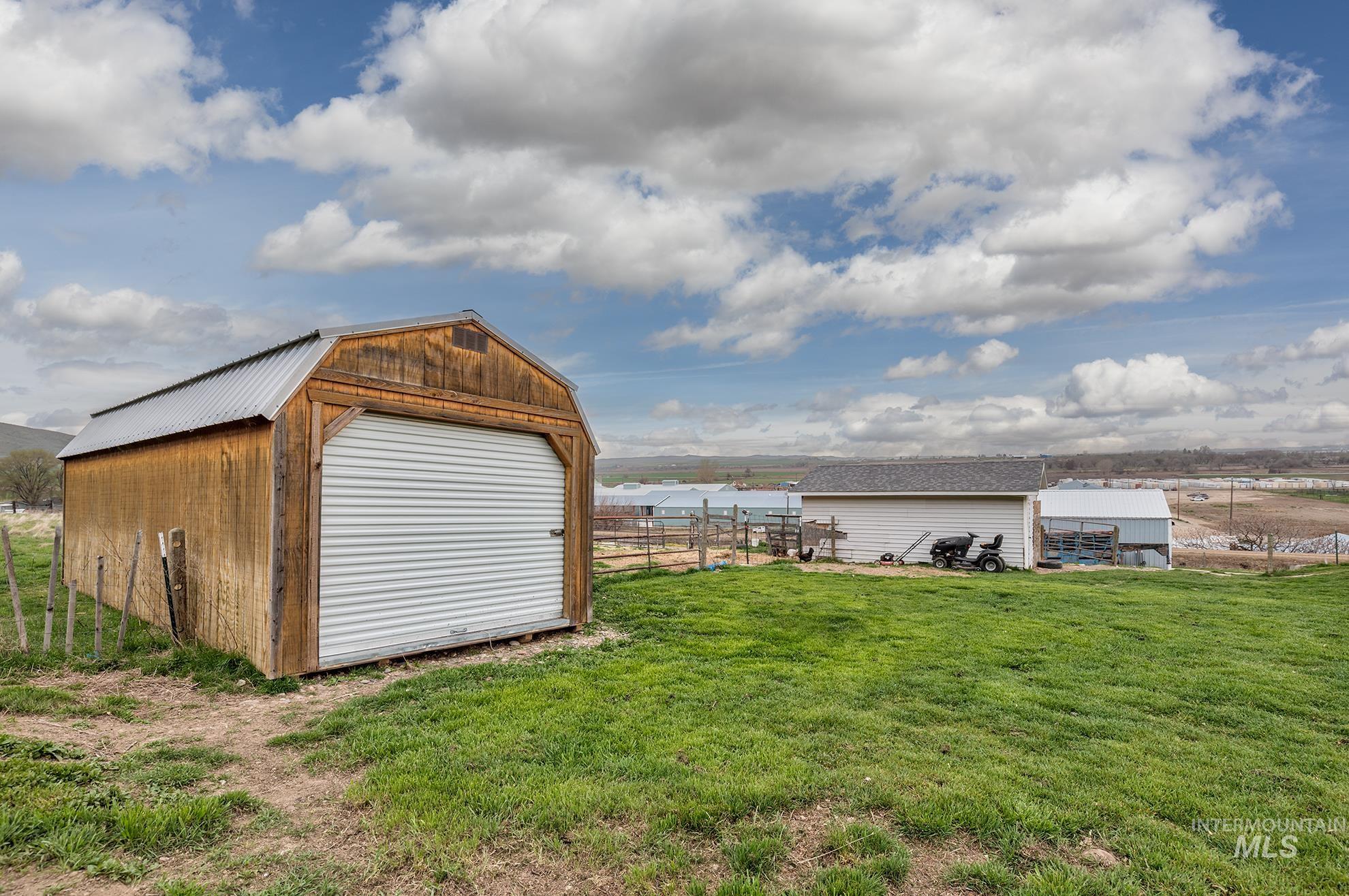 1492 Weiser River Road, Weiser, Idaho 83672, 3 Bedrooms, 2 Bathrooms, Residential For Sale, Price $489,000,MLS 98979567
