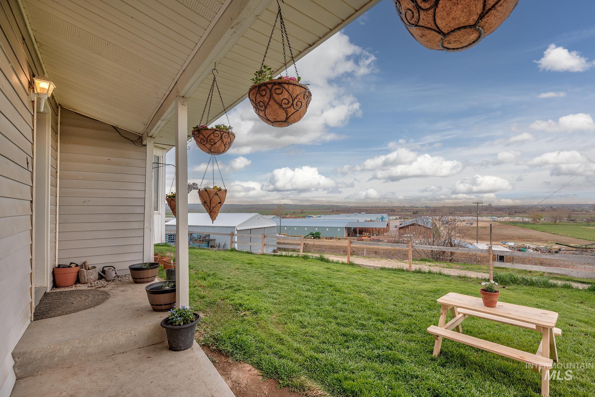 1492 Weiser River Road, Weiser, Idaho 83672, 3 Bedrooms, 2 Bathrooms, Residential For Sale, Price $489,000,MLS 98979567