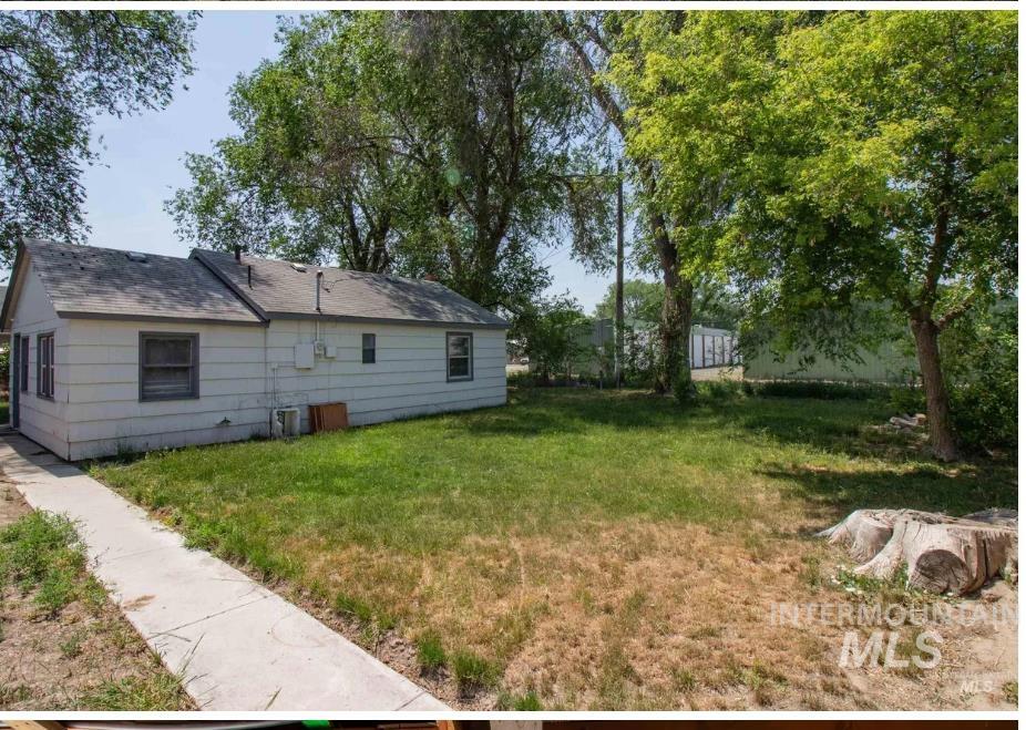 188 Morton, Vale, Oregon 97918, 2 Bedrooms, 1 Bathroom, Residential For Sale, Price $199,000,MLS 98979572