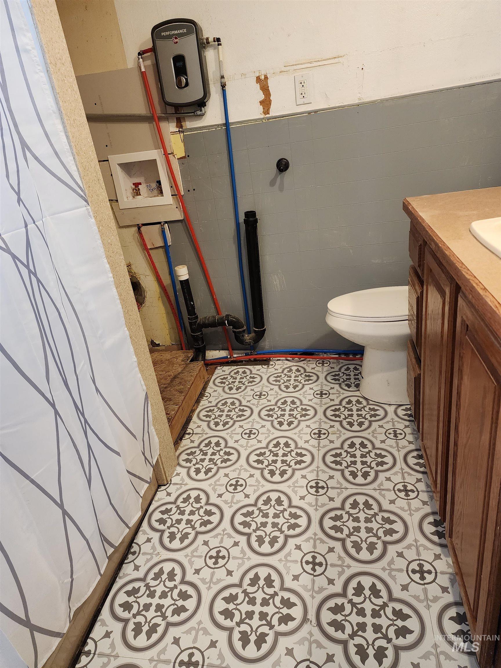 188 Morton, Vale, Oregon 97918, 2 Bedrooms, 1 Bathroom, Residential For Sale, Price $199,000,MLS 98979572